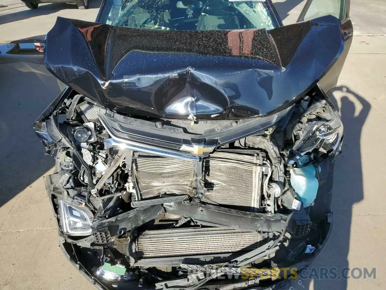 12 Photograph of a damaged car 2GNAXTEV4L6255405 CHEVROLET EQUINOX 2020