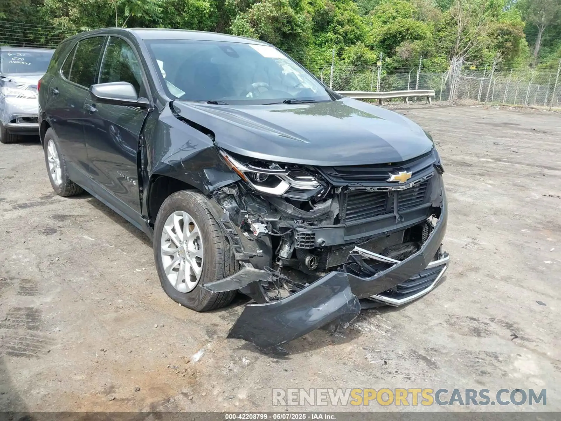 1 Photograph of a damaged car 2GNAXTEV4L6258319 CHEVROLET EQUINOX 2020