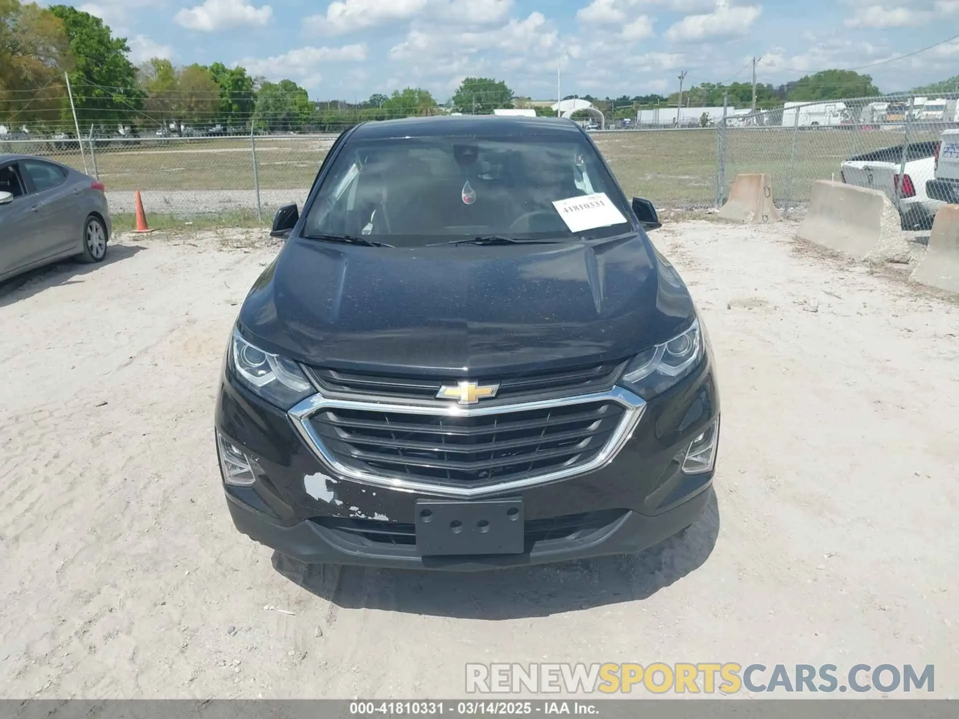 12 Photograph of a damaged car 2GNAXTEV5L6121857 CHEVROLET EQUINOX 2020