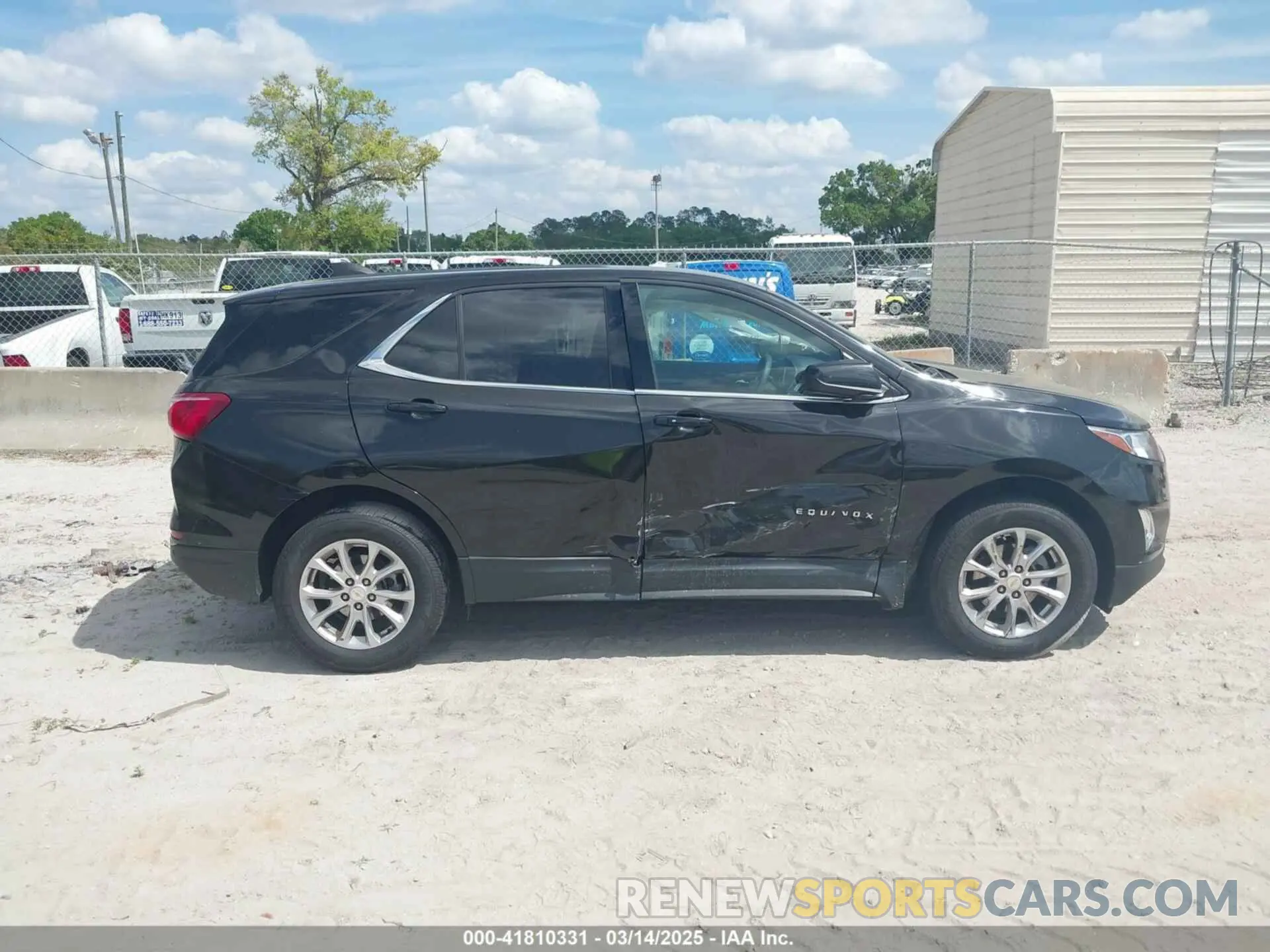 13 Photograph of a damaged car 2GNAXTEV5L6121857 CHEVROLET EQUINOX 2020