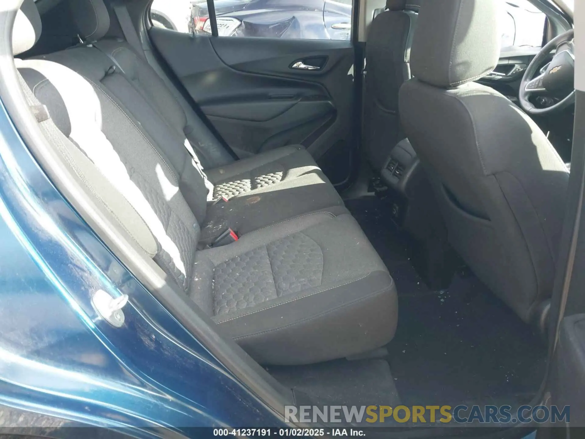 8 Photograph of a damaged car 2GNAXTEV5L6155488 CHEVROLET EQUINOX 2020
