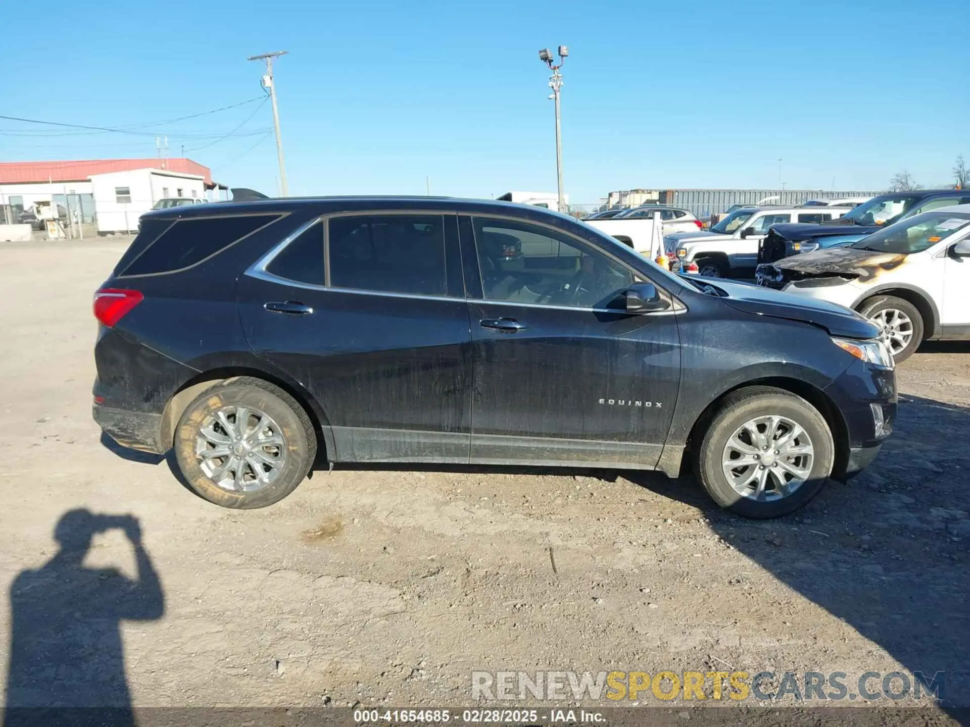 13 Photograph of a damaged car 2GNAXTEV5L6177359 CHEVROLET EQUINOX 2020