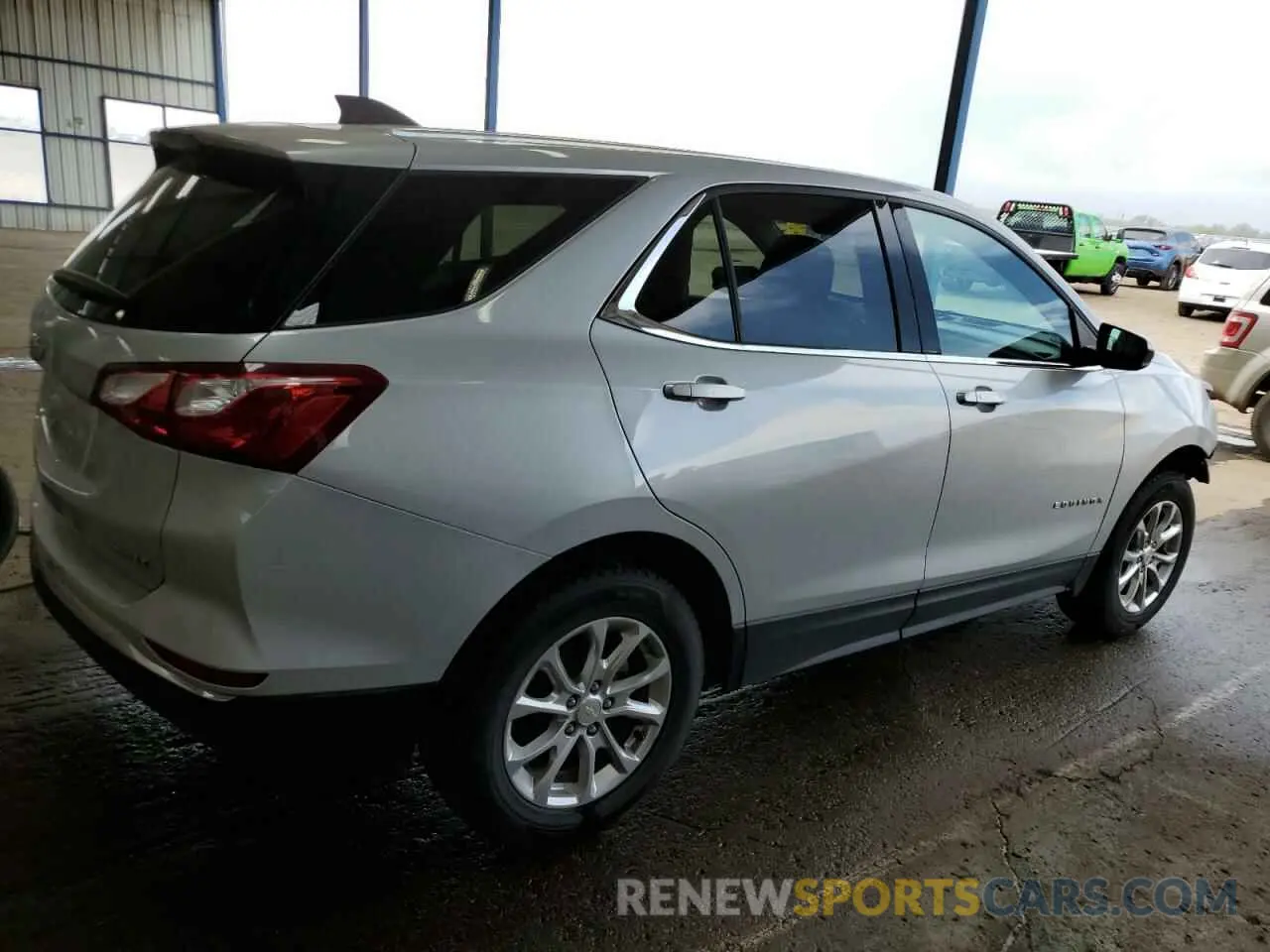 3 Photograph of a damaged car 2GNAXTEV5L6253176 CHEVROLET EQUINOX 2020