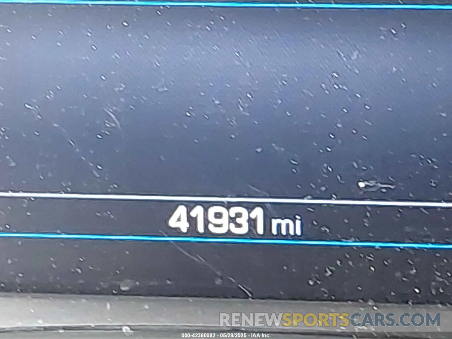 15 Photograph of a damaged car 2GNAXTEV5L6256000 CHEVROLET EQUINOX 2020