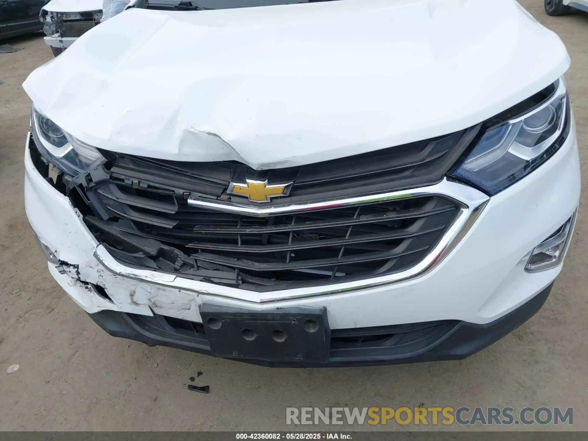 6 Photograph of a damaged car 2GNAXTEV5L6256000 CHEVROLET EQUINOX 2020