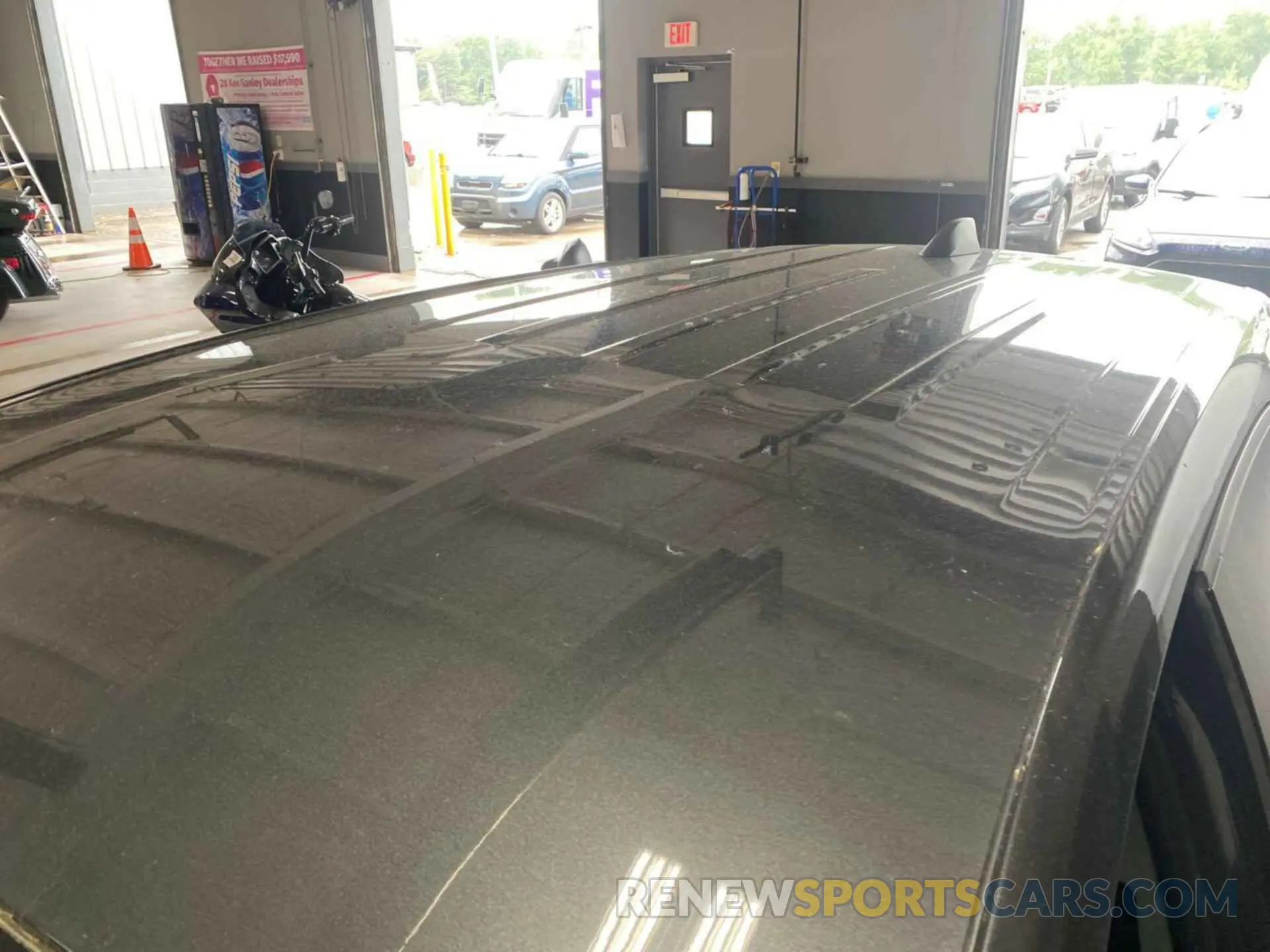 1 Photograph of a damaged car 2GNAXTEV6L6158206 CHEVROLET EQUINOX 2020