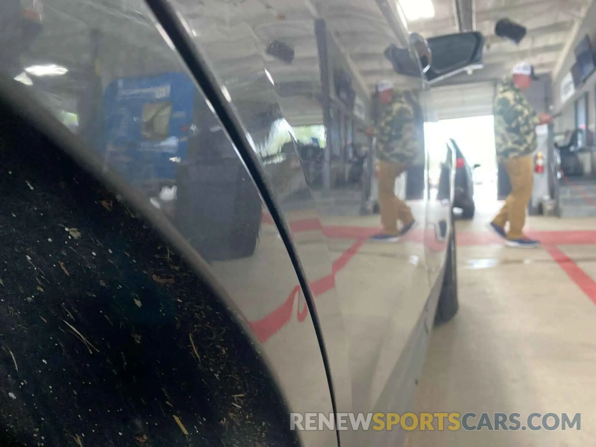 17 Photograph of a damaged car 2GNAXTEV6L6158206 CHEVROLET EQUINOX 2020