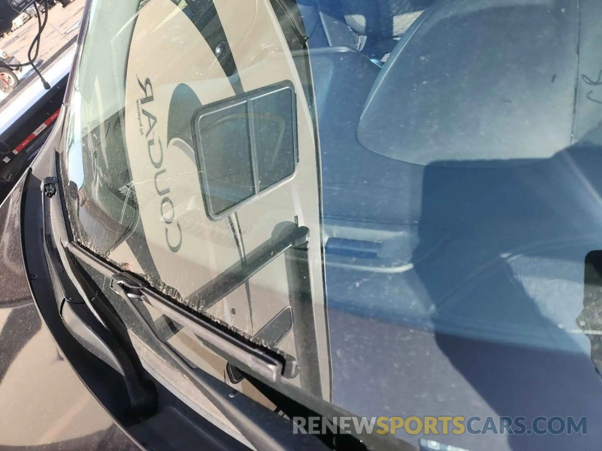 12 Photograph of a damaged car 2GNAXTEV6L6237312 CHEVROLET EQUINOX 2020