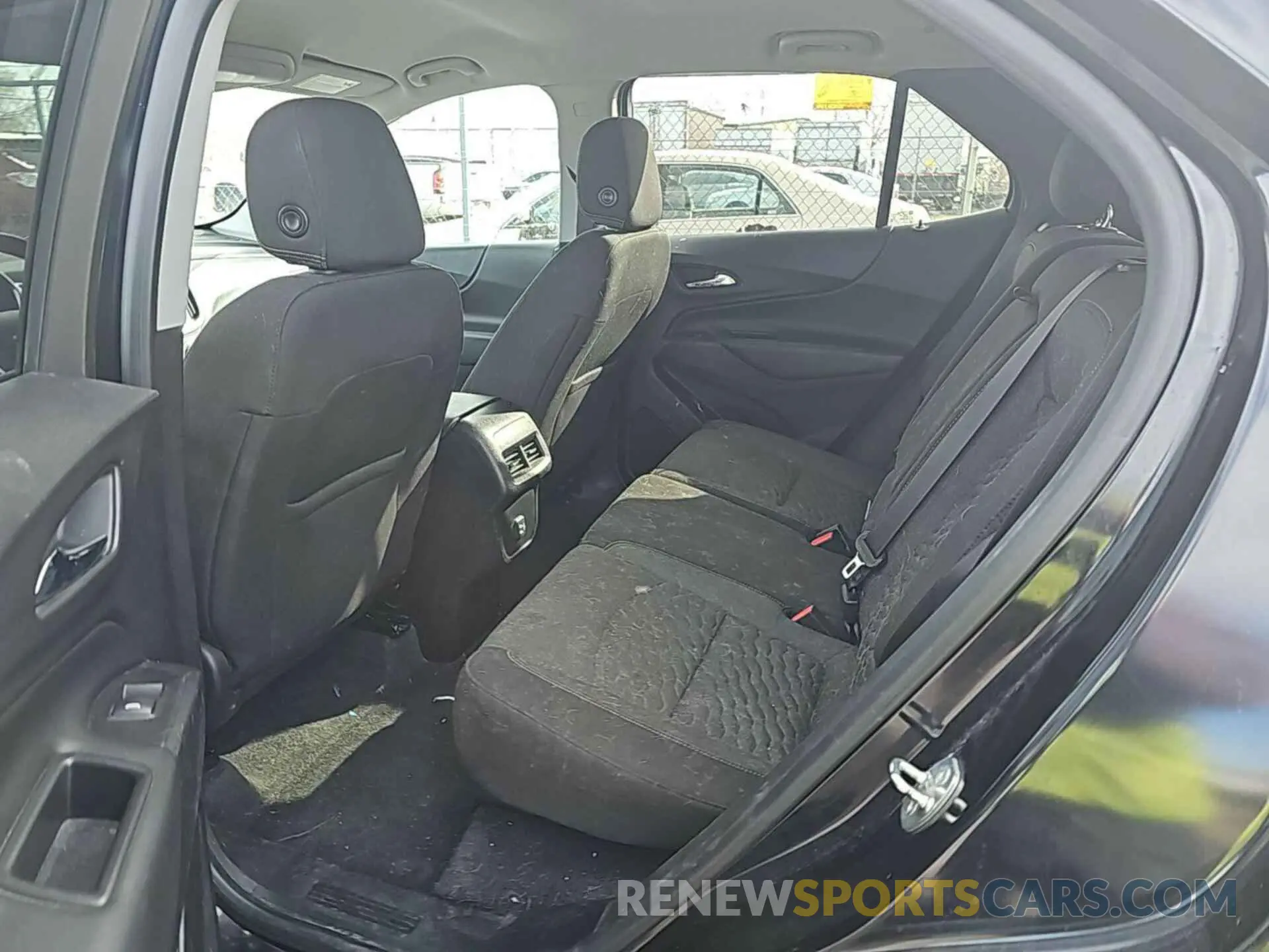 14 Photograph of a damaged car 2GNAXTEV6L6237312 CHEVROLET EQUINOX 2020