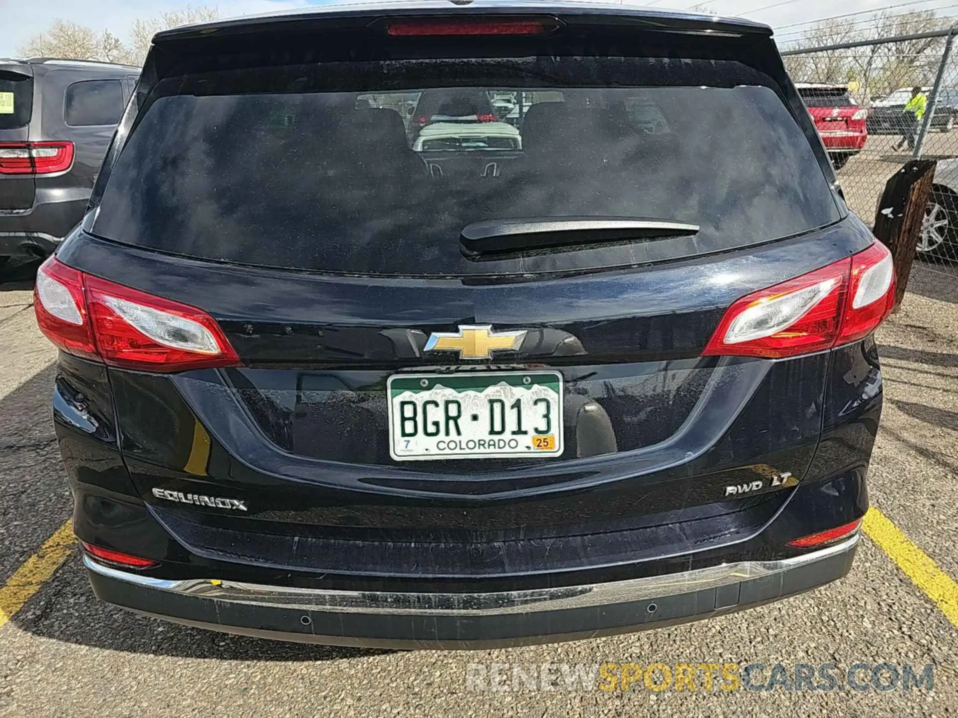 23 Photograph of a damaged car 2GNAXTEV6L6237312 CHEVROLET EQUINOX 2020