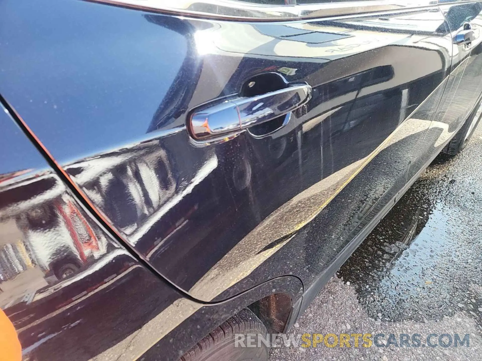 26 Photograph of a damaged car 2GNAXTEV6L6237312 CHEVROLET EQUINOX 2020
