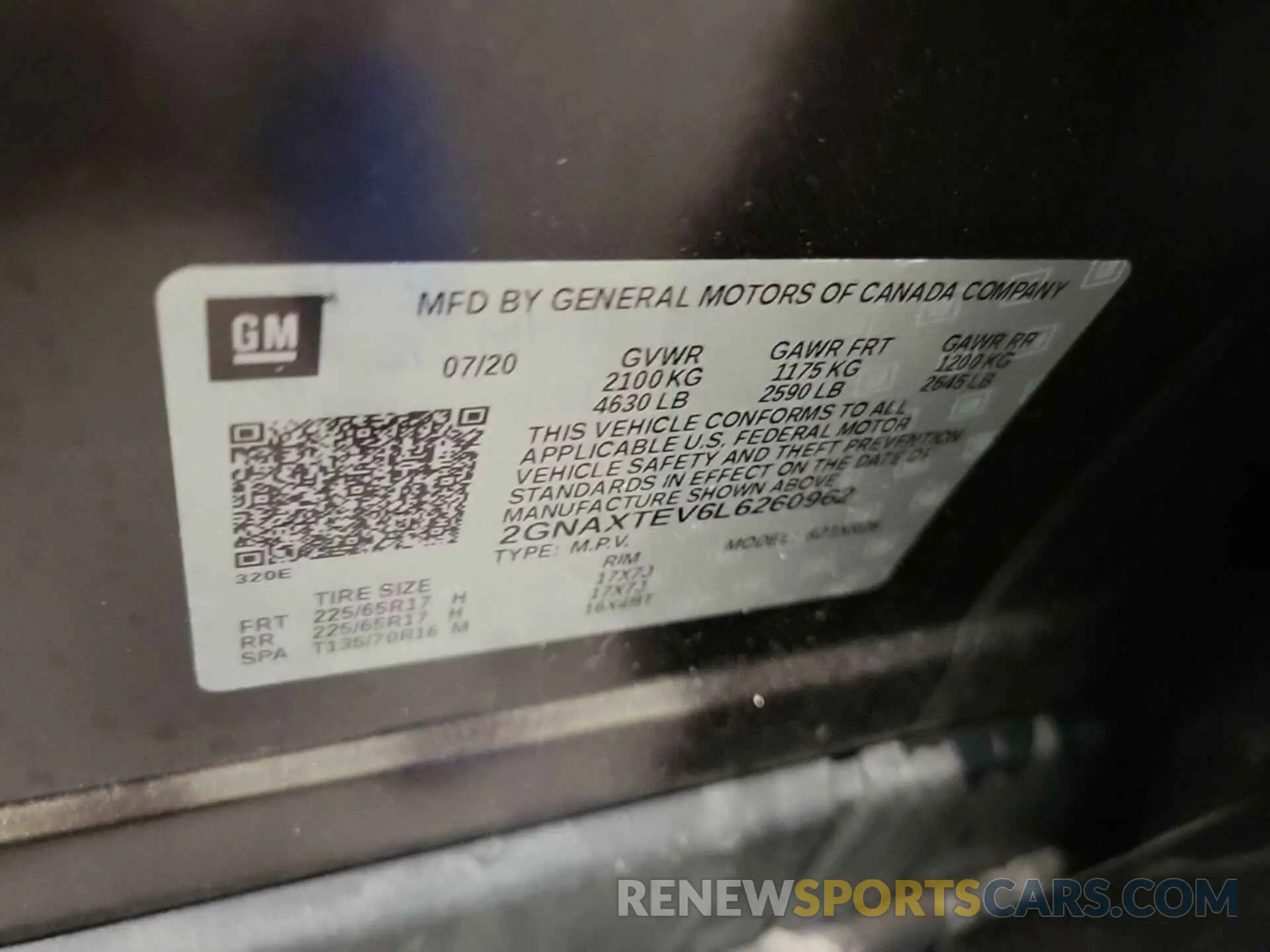 17 Photograph of a damaged car 2GNAXTEV6L6260962 CHEVROLET EQUINOX 2020