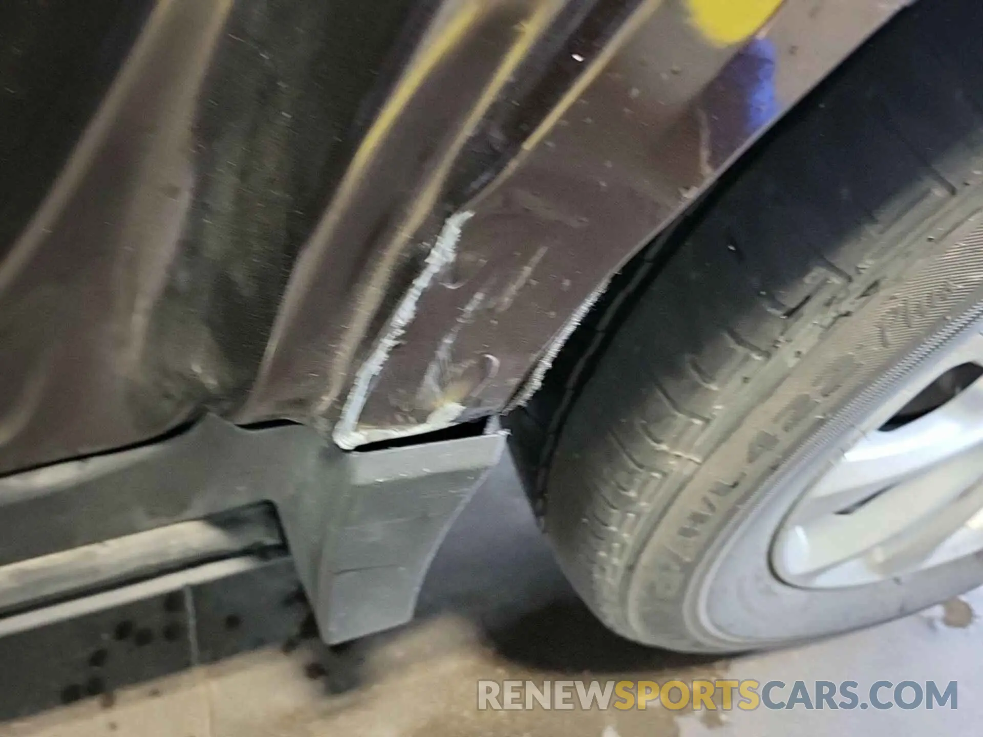 2 Photograph of a damaged car 2GNAXTEV6L6260962 CHEVROLET EQUINOX 2020