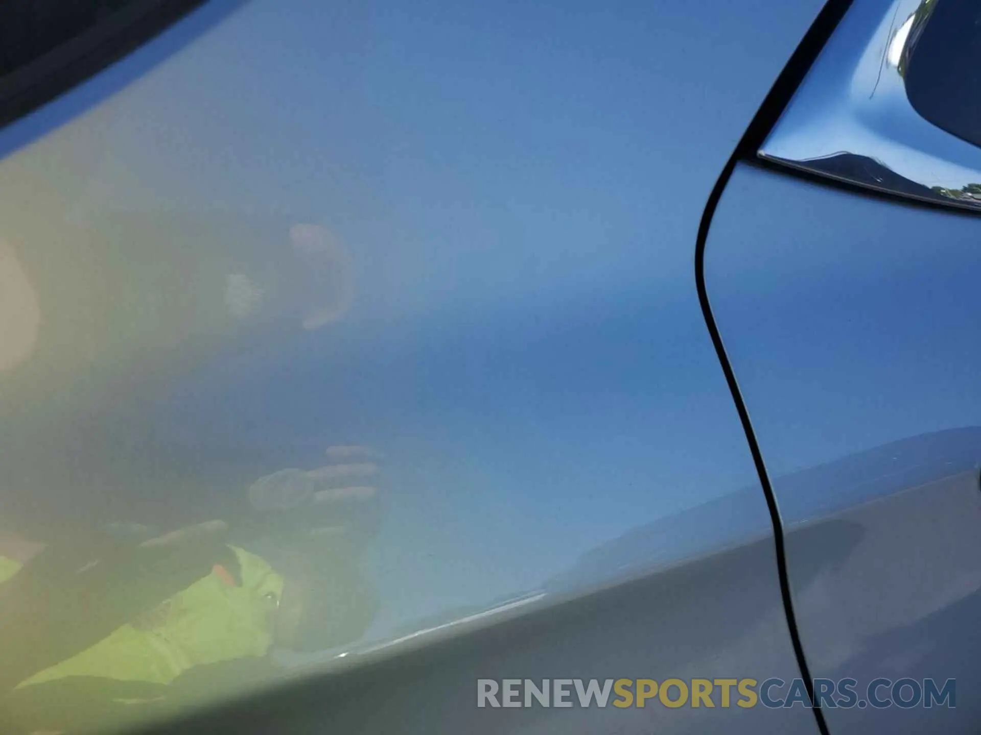 16 Photograph of a damaged car 2GNAXTEV7L6176665 CHEVROLET EQUINOX 2020