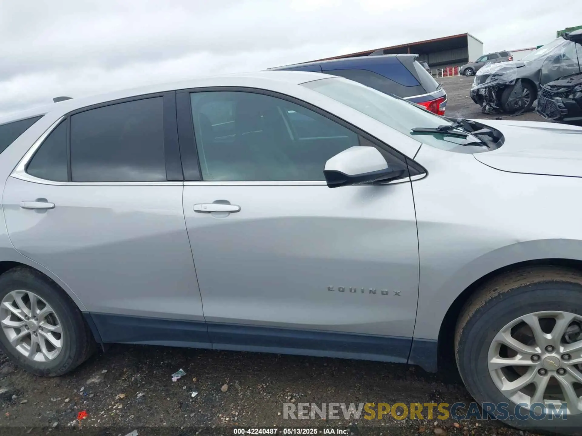 13 Photograph of a damaged car 2GNAXTEV7L6179999 CHEVROLET EQUINOX 2020