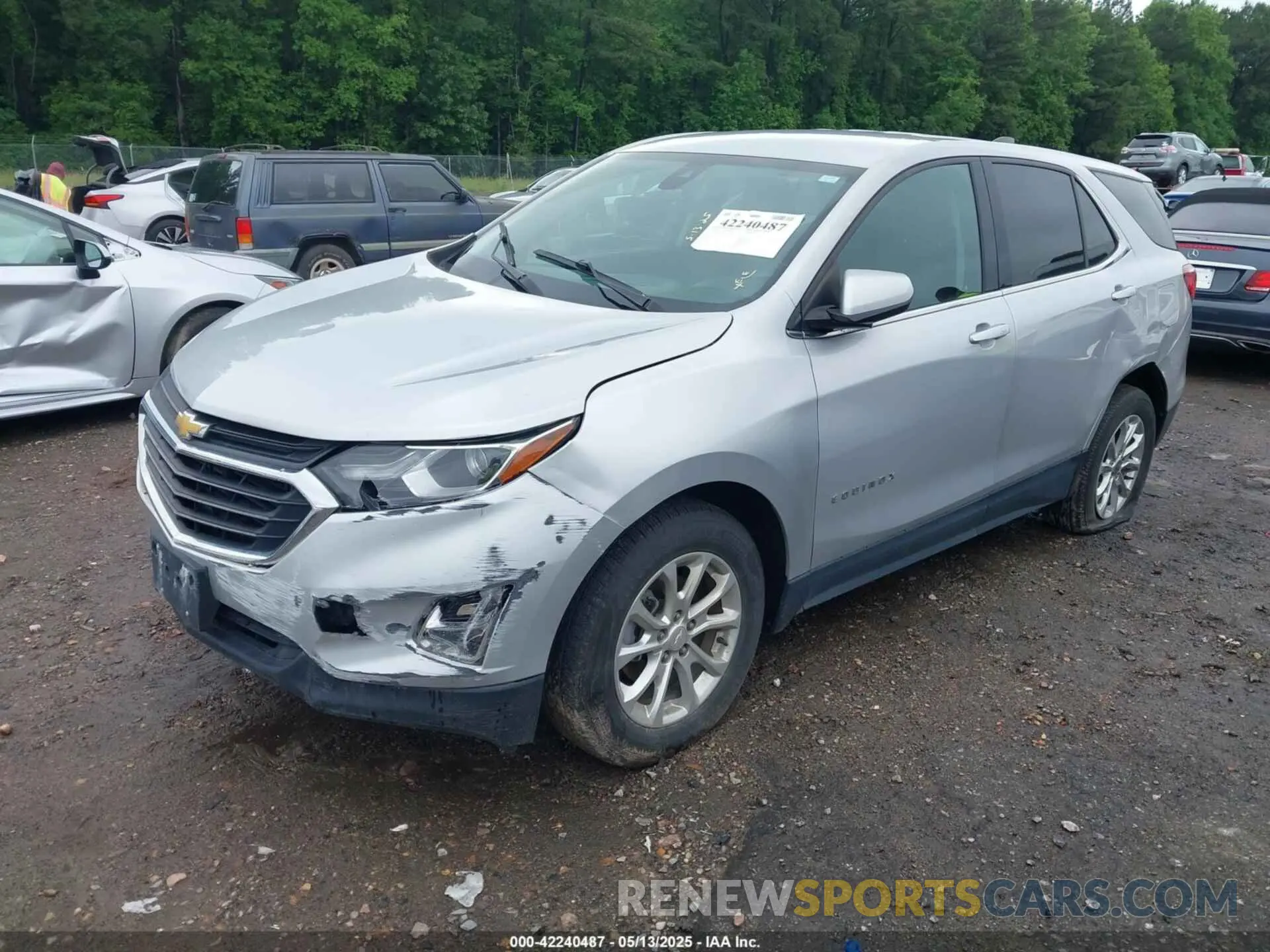 2 Photograph of a damaged car 2GNAXTEV7L6179999 CHEVROLET EQUINOX 2020