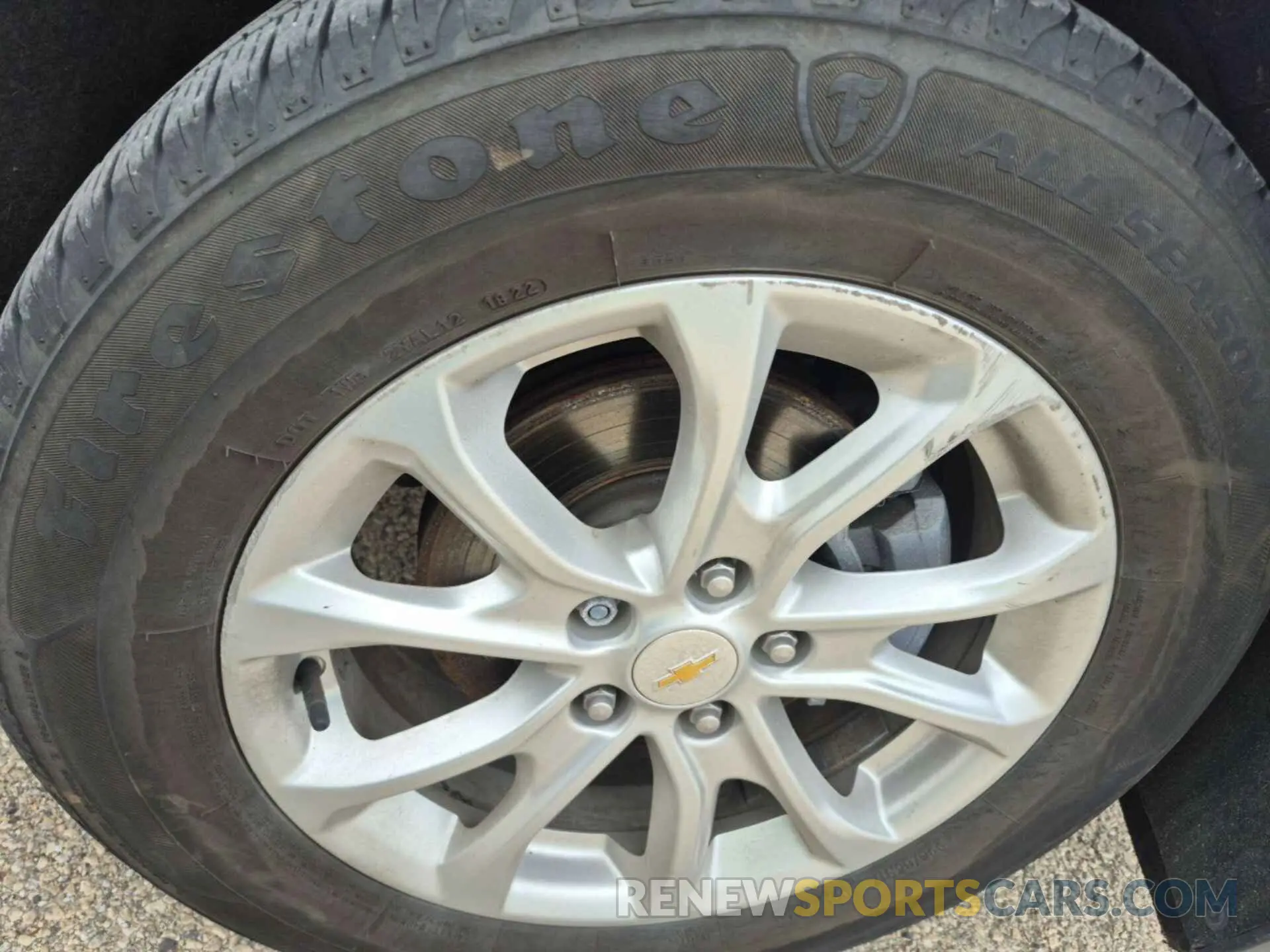 10 Photograph of a damaged car 2GNAXTEV7L6182157 CHEVROLET EQUINOX 2020