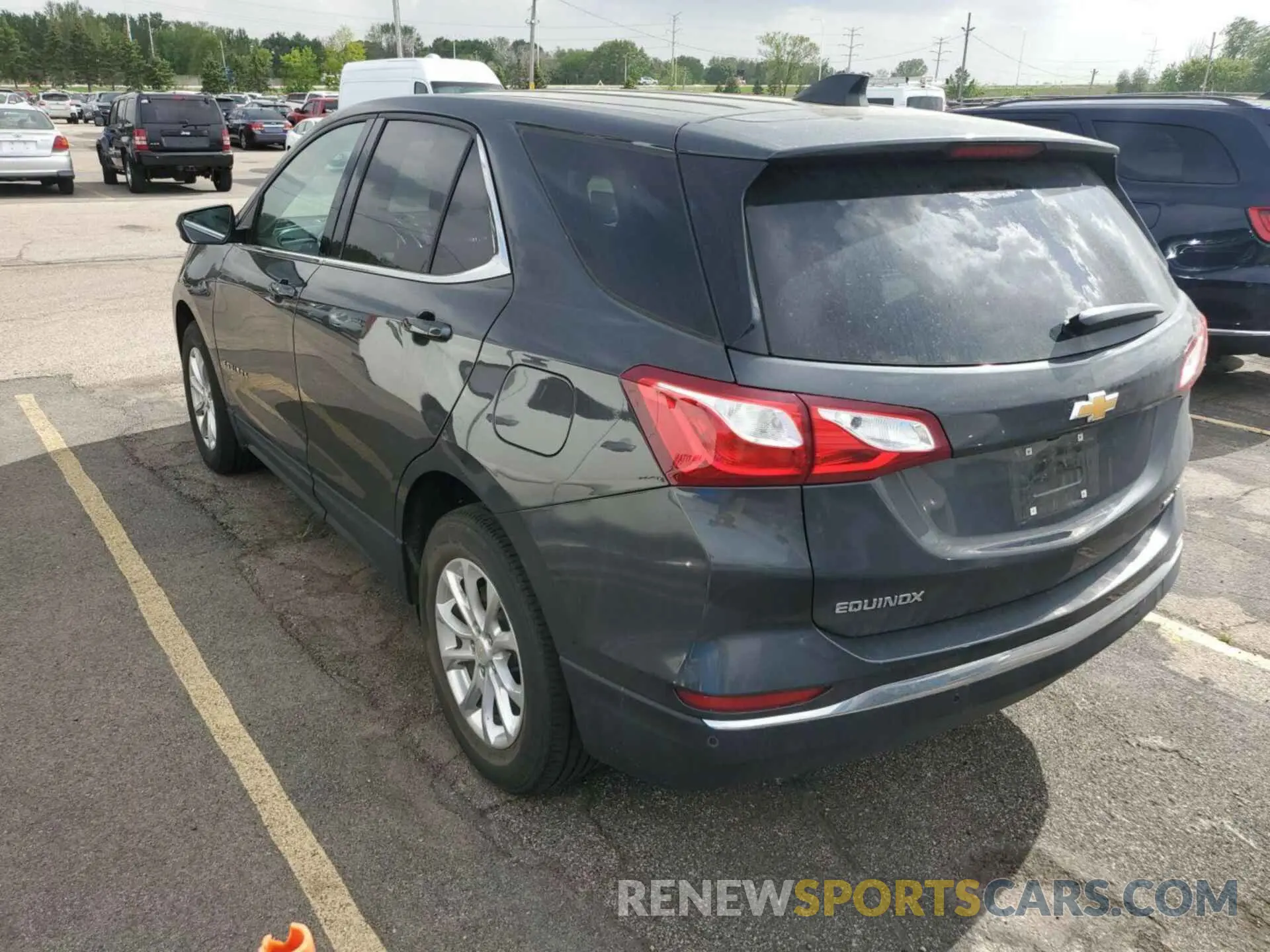 10 Photograph of a damaged car 2GNAXTEV7L6231633 CHEVROLET EQUINOX 2020