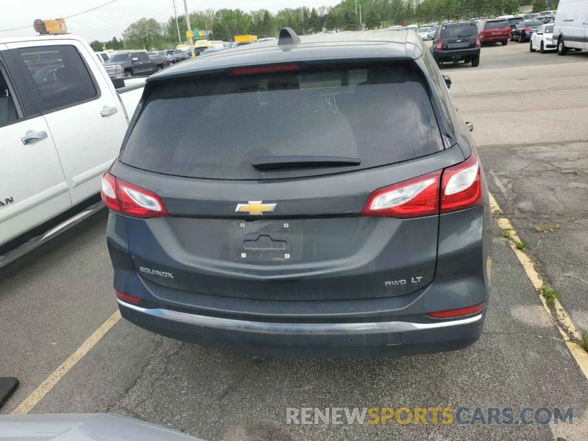 19 Photograph of a damaged car 2GNAXTEV7L6231633 CHEVROLET EQUINOX 2020