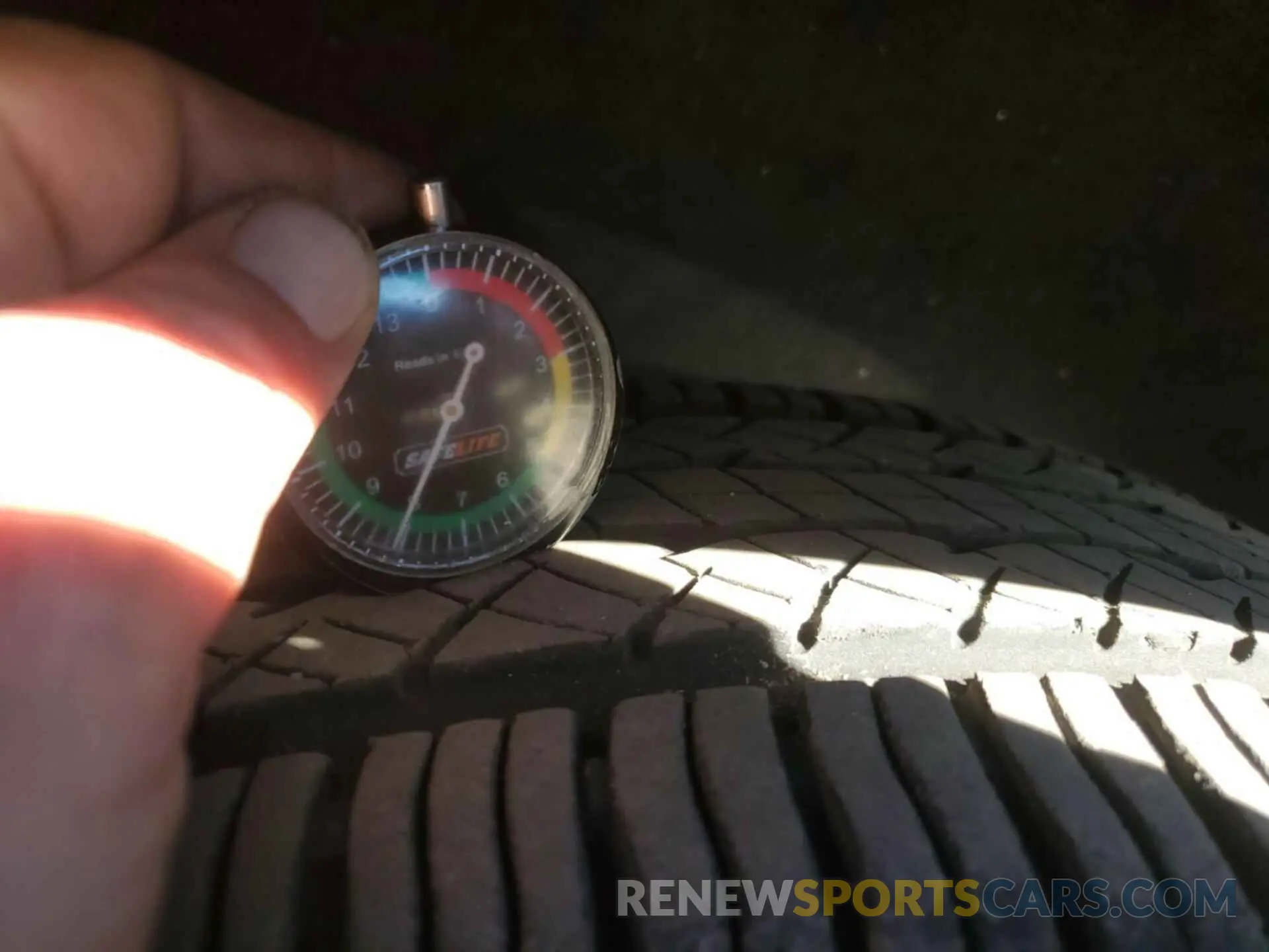 1 Photograph of a damaged car 2GNAXTEV7L6232474 CHEVROLET EQUINOX 2020