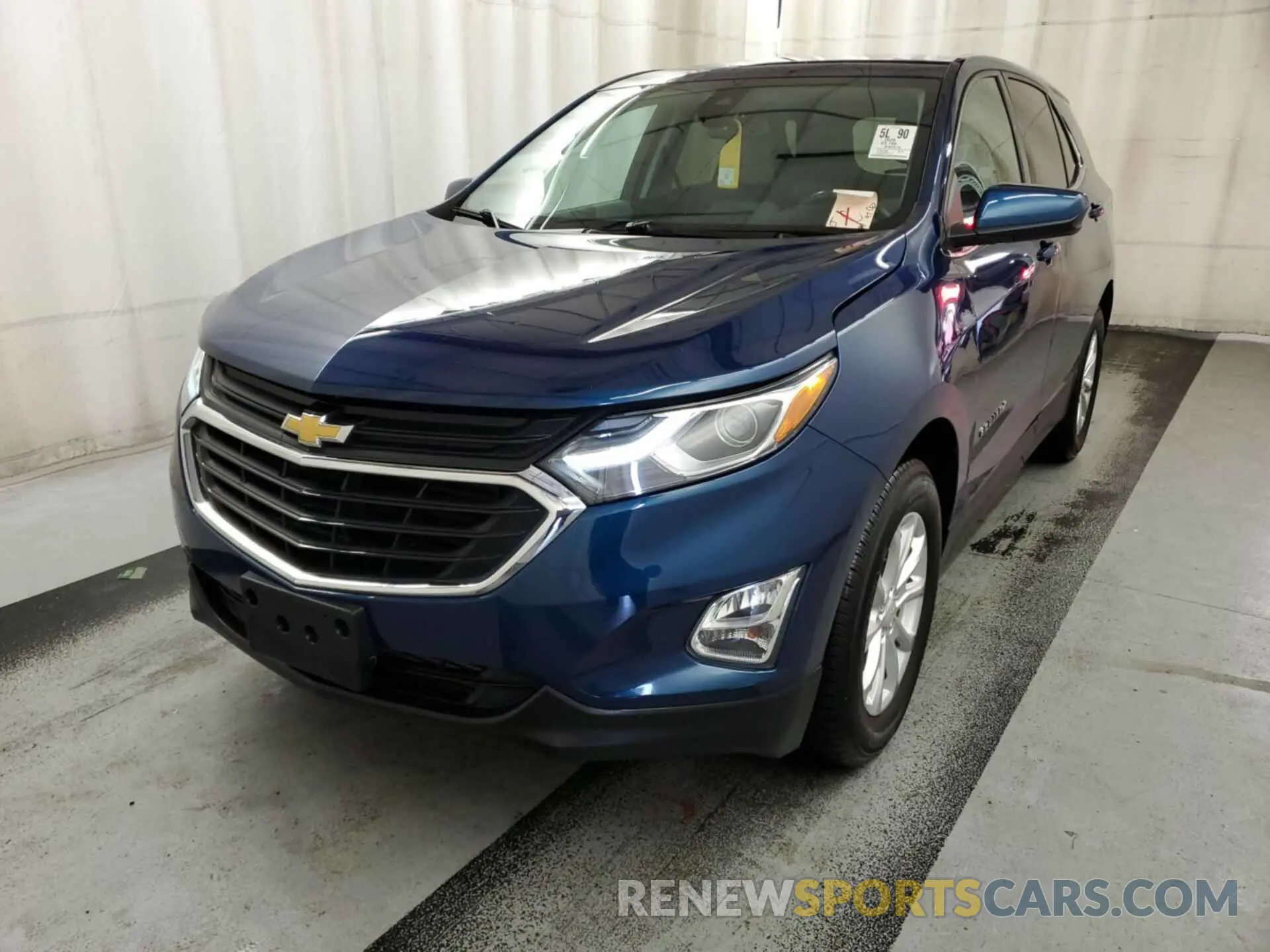 24 Photograph of a damaged car 2GNAXTEV7L6232474 CHEVROLET EQUINOX 2020