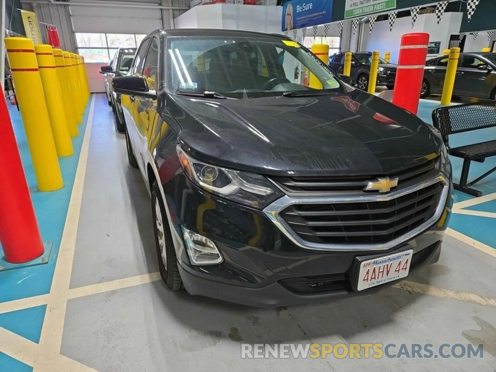5 Photograph of a damaged car 2GNAXTEV7L6235732 CHEVROLET EQUINOX 2020