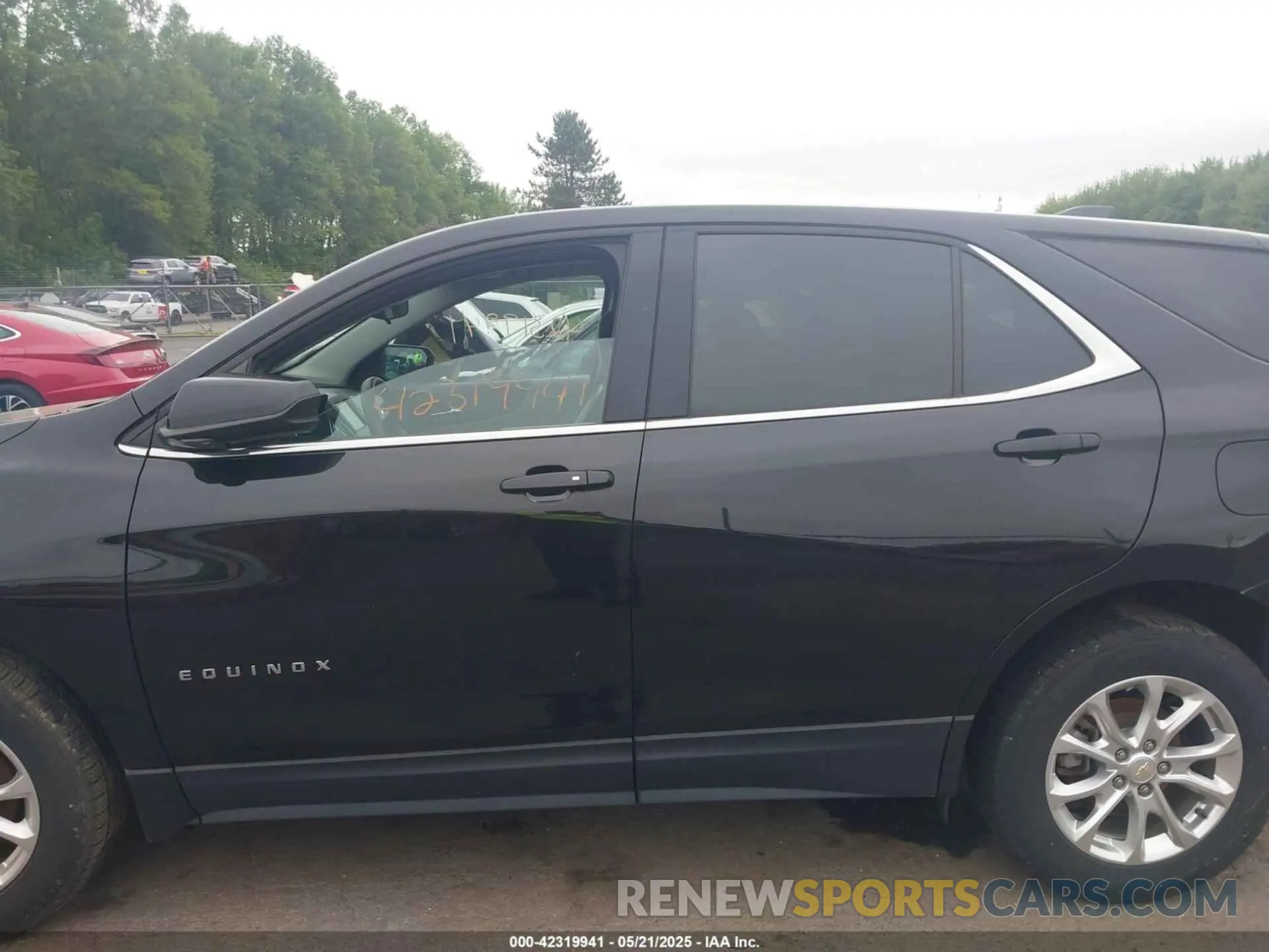 14 Photograph of a damaged car 2GNAXTEV7L6249419 CHEVROLET EQUINOX 2020
