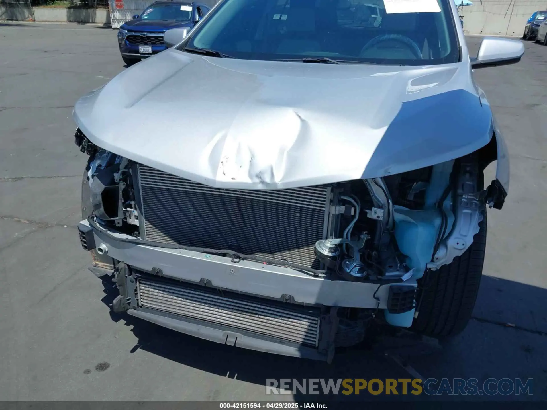 6 Photograph of a damaged car 2GNAXTEV8L6175198 CHEVROLET EQUINOX 2020