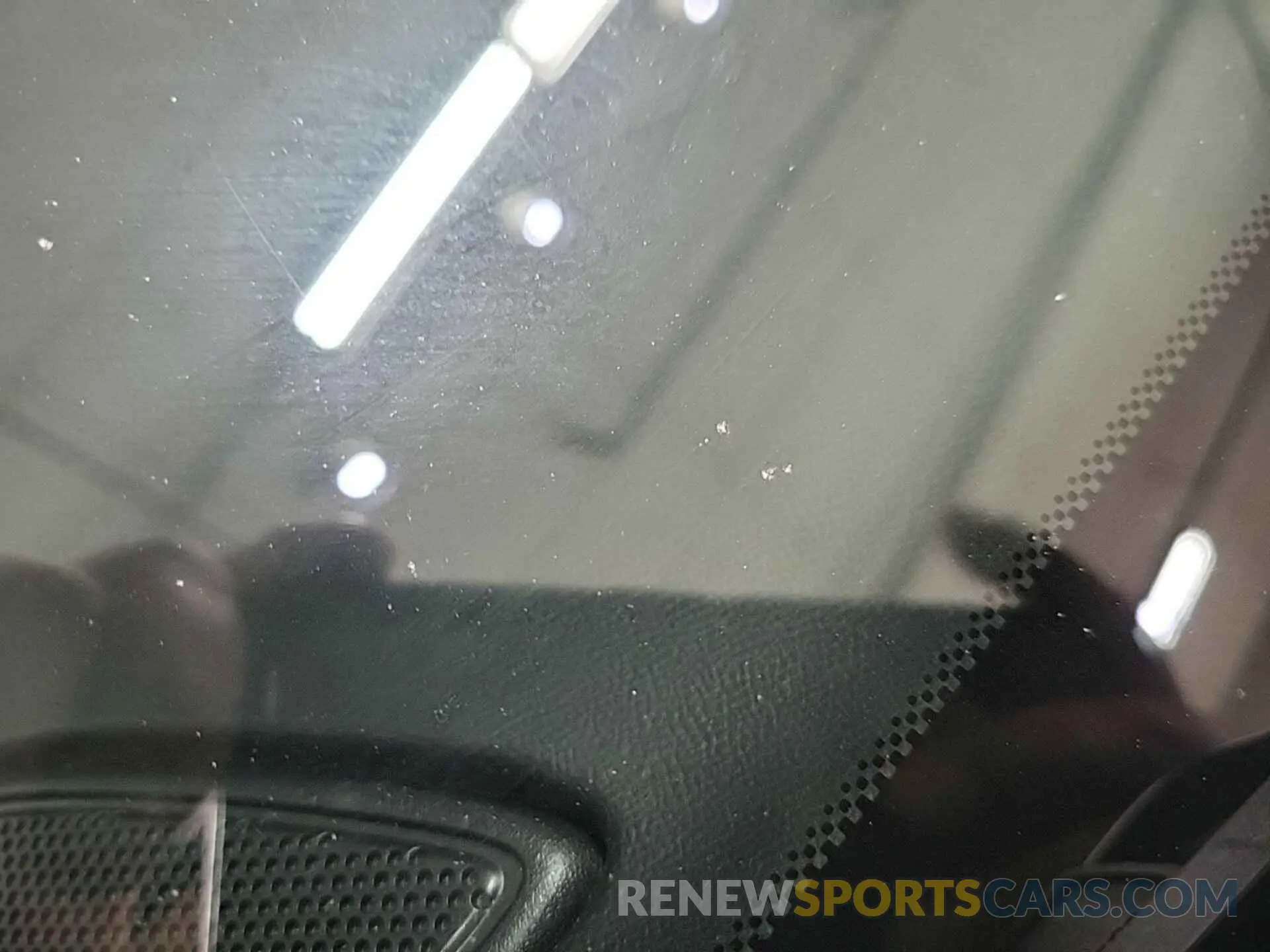 2 Photograph of a damaged car 2GNAXTEV8L6191188 CHEVROLET EQUINOX 2020