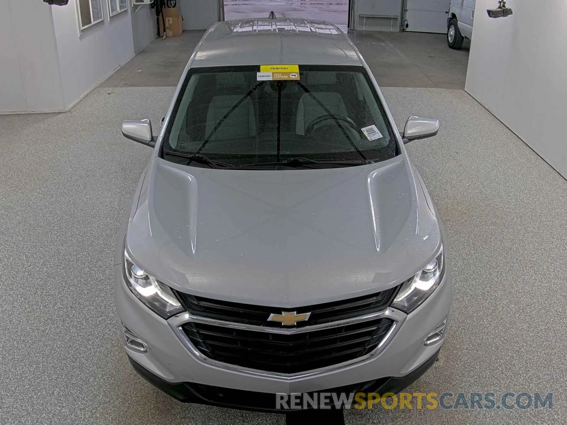 26 Photograph of a damaged car 2GNAXTEV8L6191188 CHEVROLET EQUINOX 2020