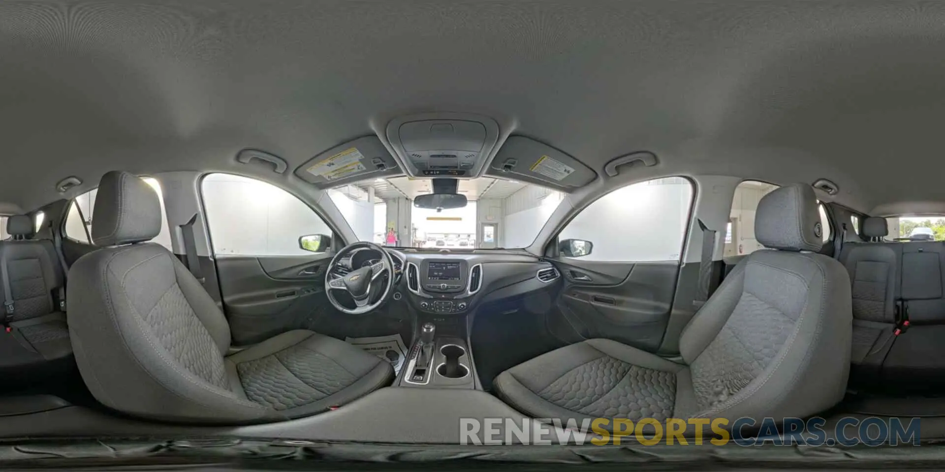 39 Photograph of a damaged car 2GNAXTEV8L6230815 CHEVROLET EQUINOX 2020