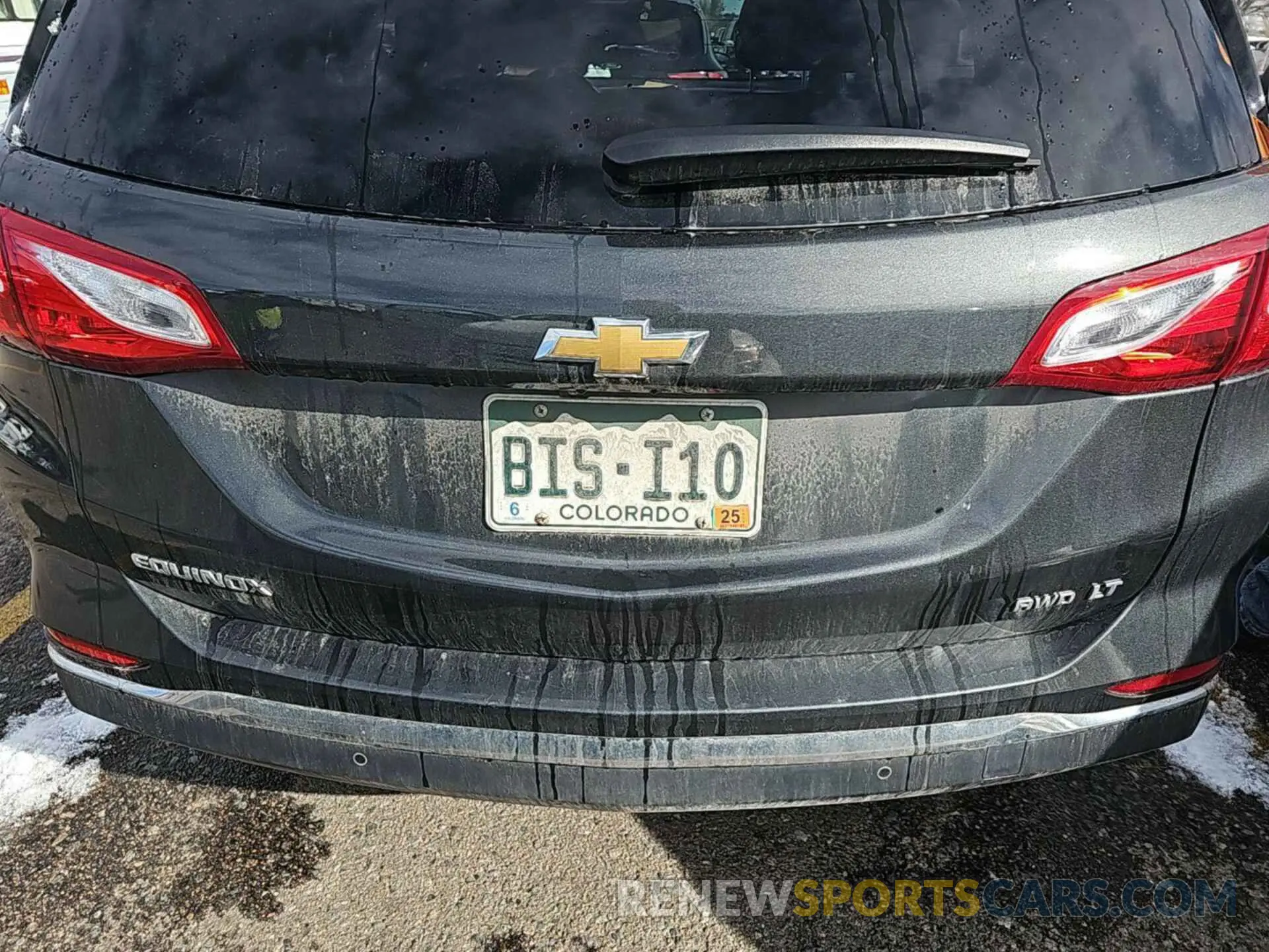 1 Photograph of a damaged car 2GNAXTEV8L6233326 CHEVROLET EQUINOX 2020