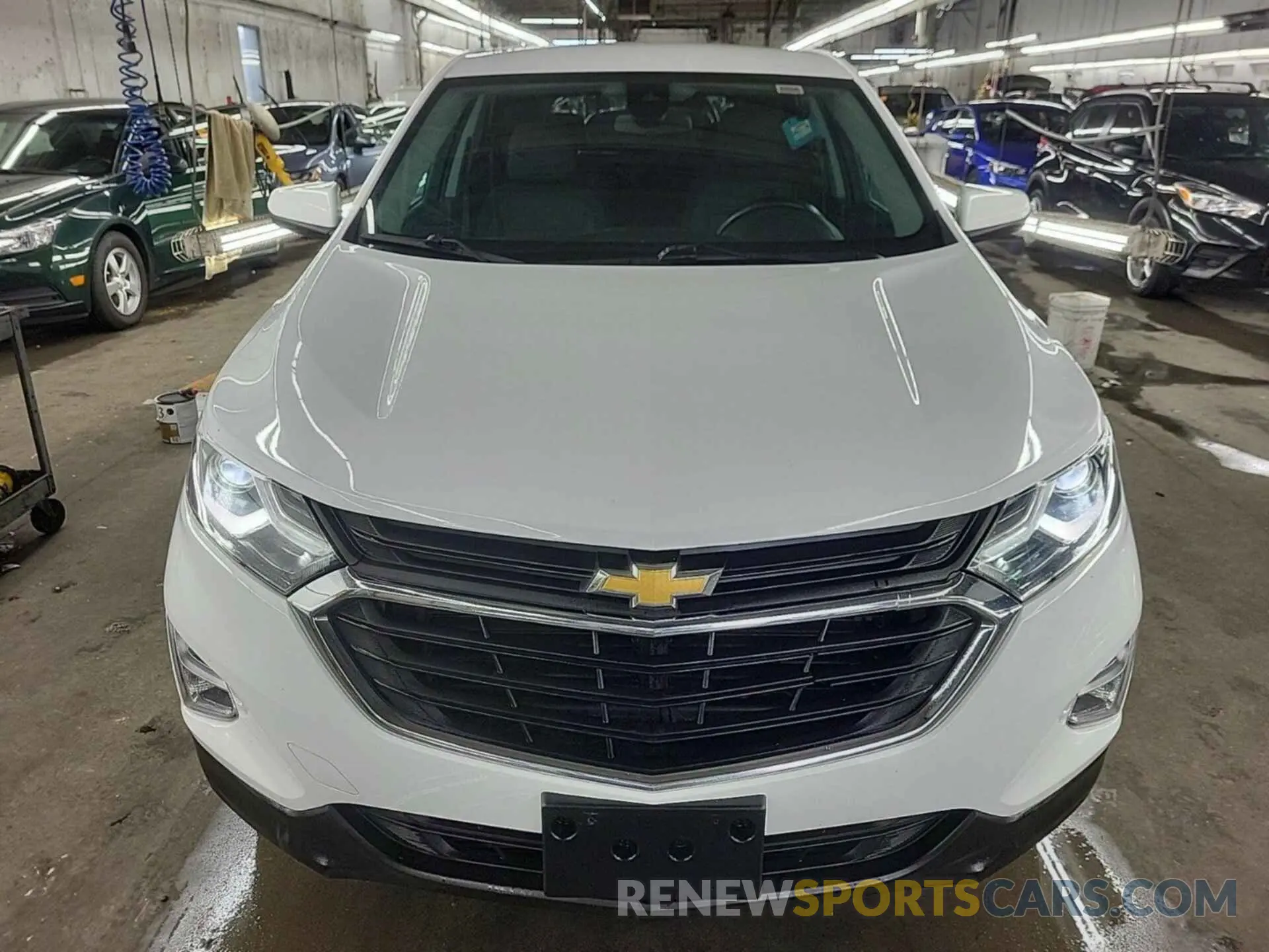 49 Photograph of a damaged car 2GNAXTEV8L6235917 CHEVROLET EQUINOX 2020