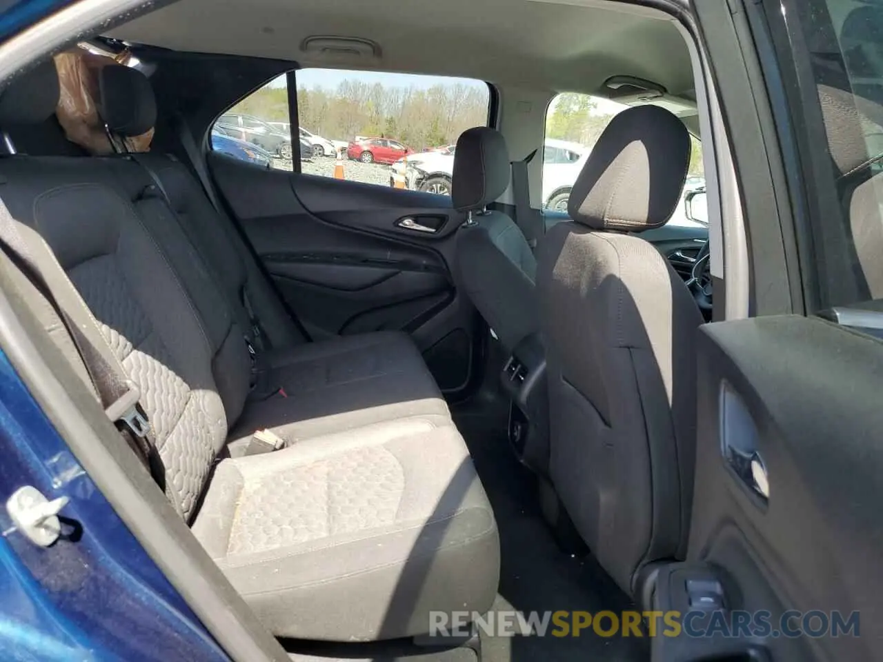 12 Photograph of a damaged car 2GNAXTEV9L6231648 CHEVROLET EQUINOX 2020