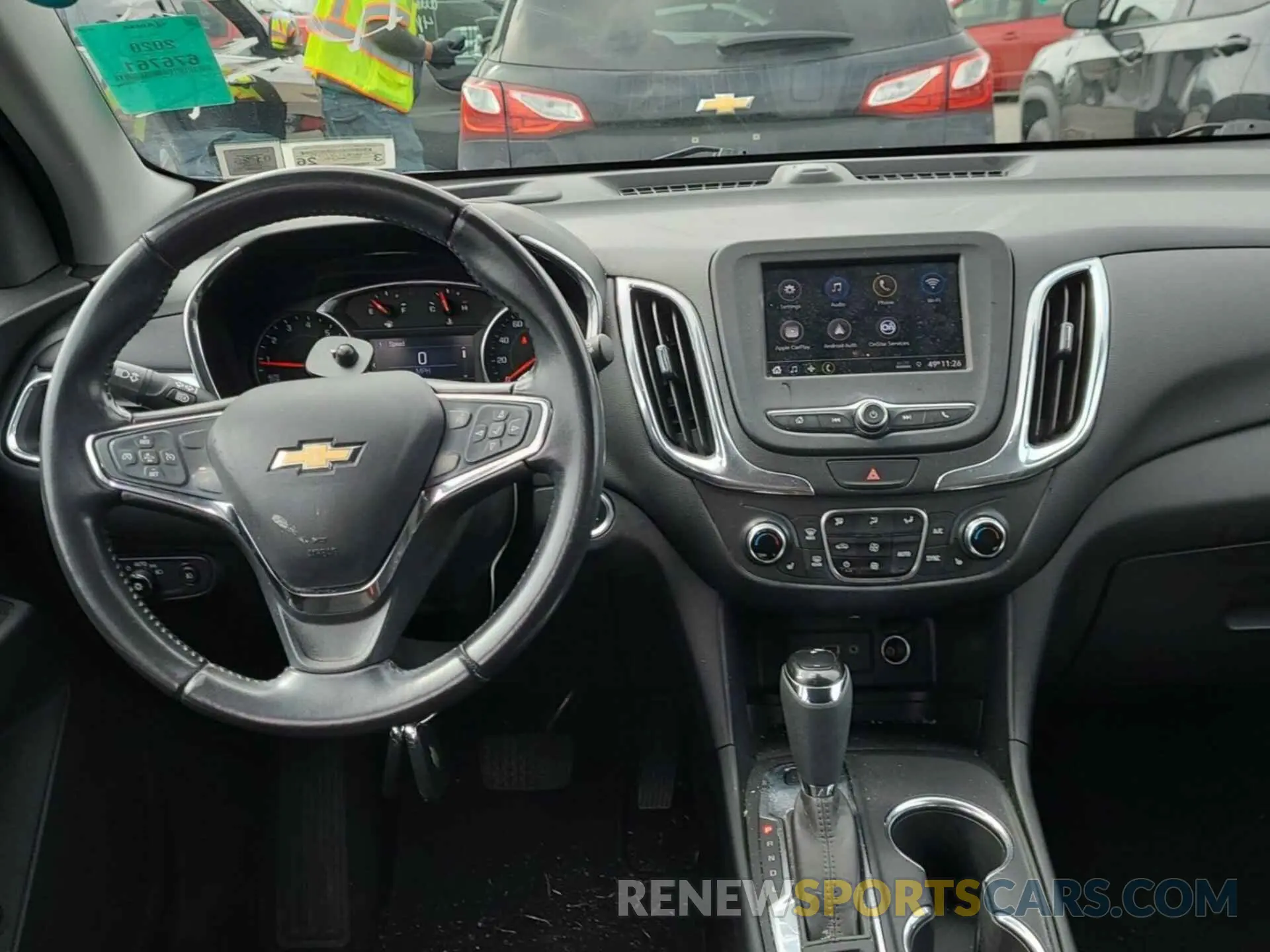 25 Photograph of a damaged car 2GNAXTEV9L6232377 CHEVROLET EQUINOX 2020