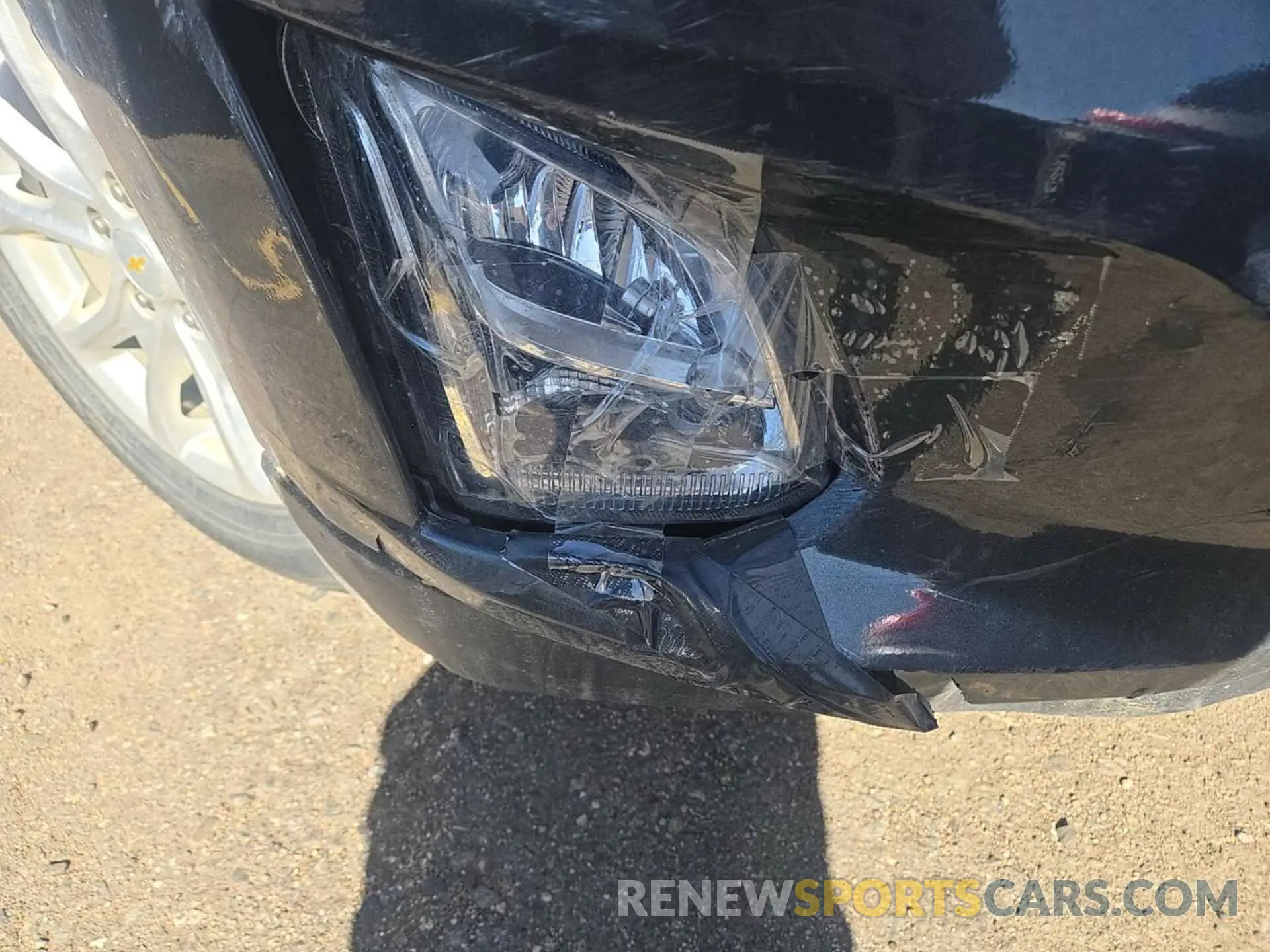 1 Photograph of a damaged car 2GNAXTEV9L6232444 CHEVROLET EQUINOX 2020