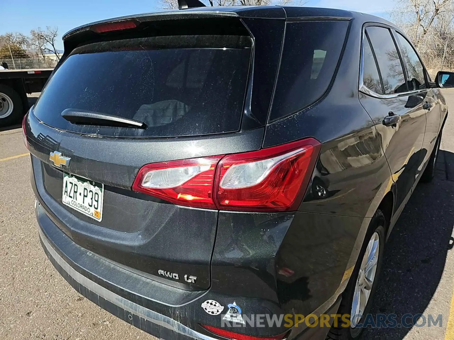 16 Photograph of a damaged car 2GNAXTEV9L6232444 CHEVROLET EQUINOX 2020