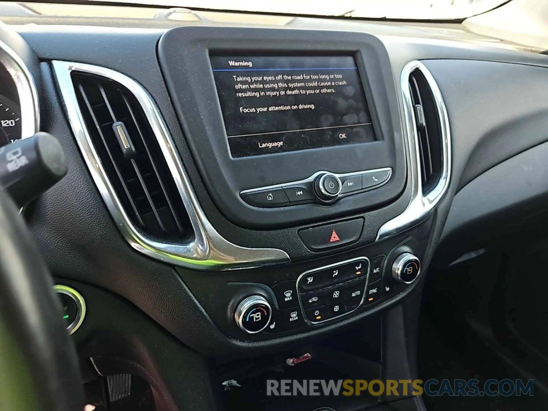 30 Photograph of a damaged car 2GNAXTEV9L6232444 CHEVROLET EQUINOX 2020