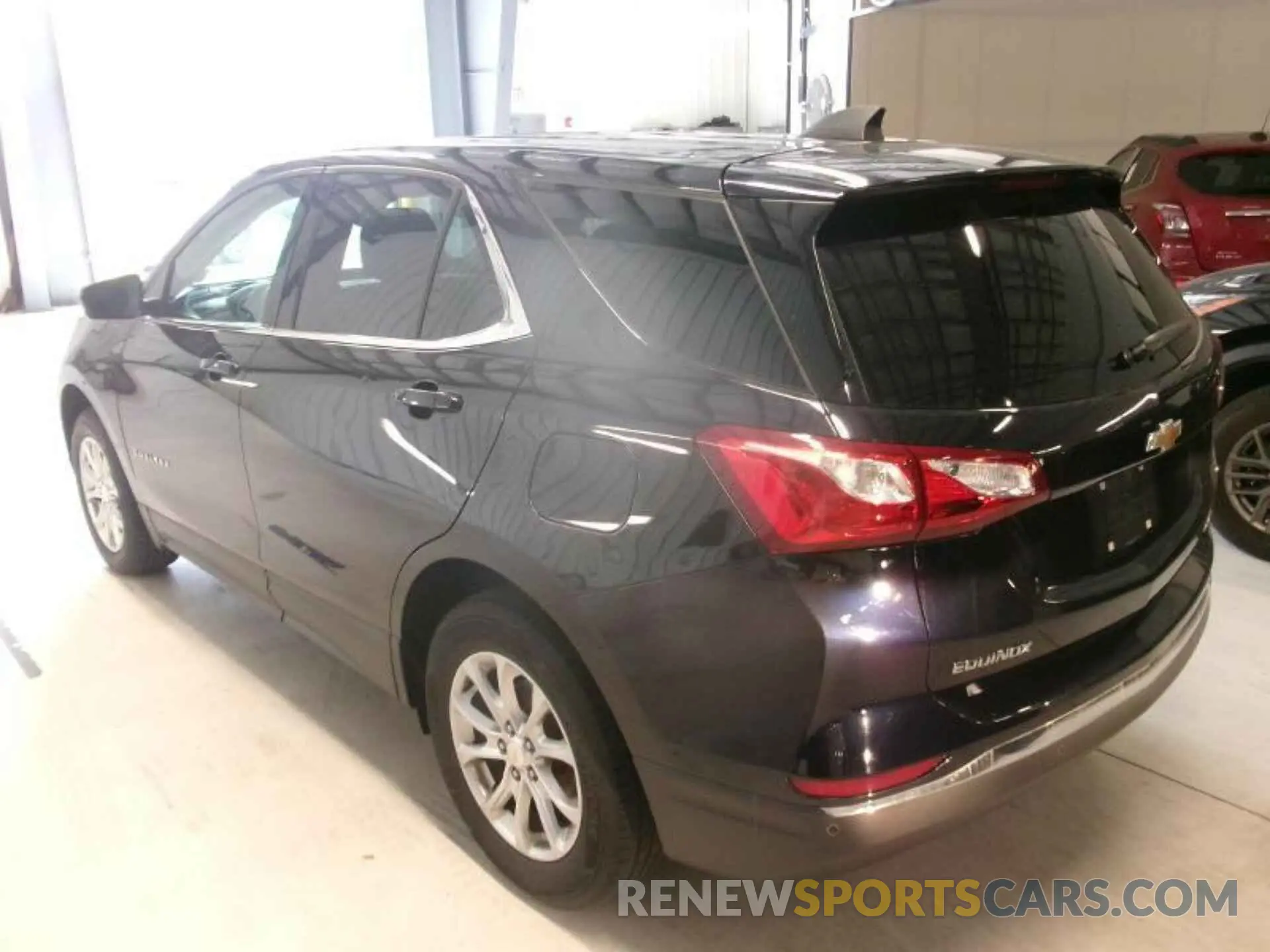 11 Photograph of a damaged car 2GNAXTEV9L6233447 CHEVROLET EQUINOX 2020