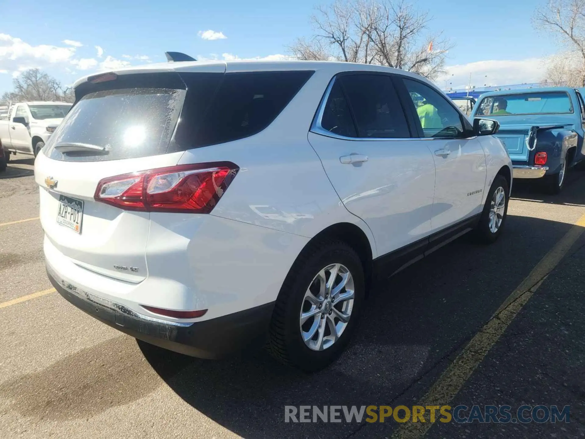 15 Photograph of a damaged car 2GNAXTEV9L6235330 CHEVROLET EQUINOX 2020