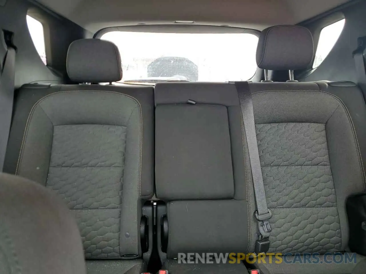 10 Photograph of a damaged car 2GNAXTEVXL6170018 CHEVROLET EQUINOX 2020