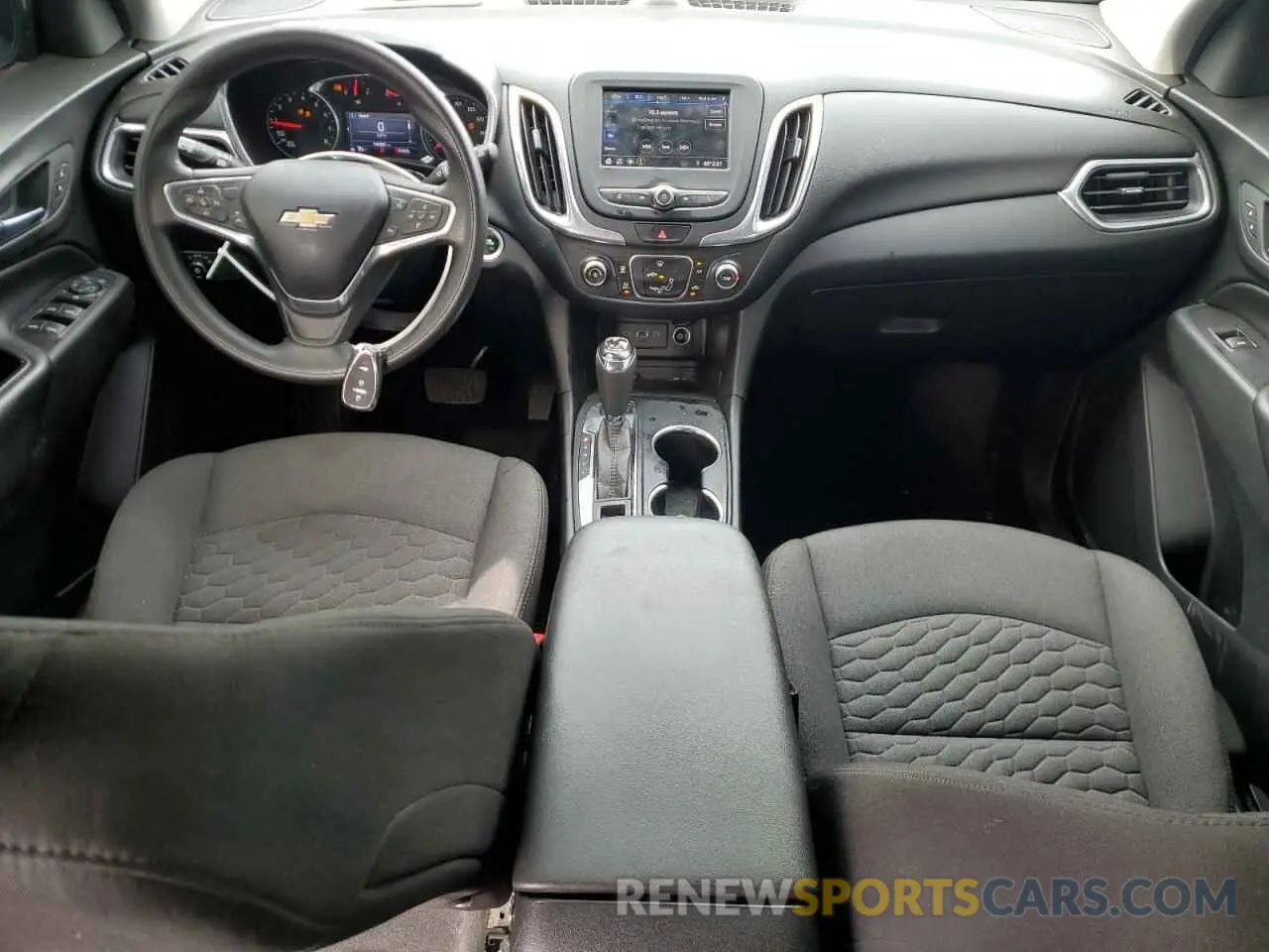 8 Photograph of a damaged car 2GNAXTEVXL6170018 CHEVROLET EQUINOX 2020