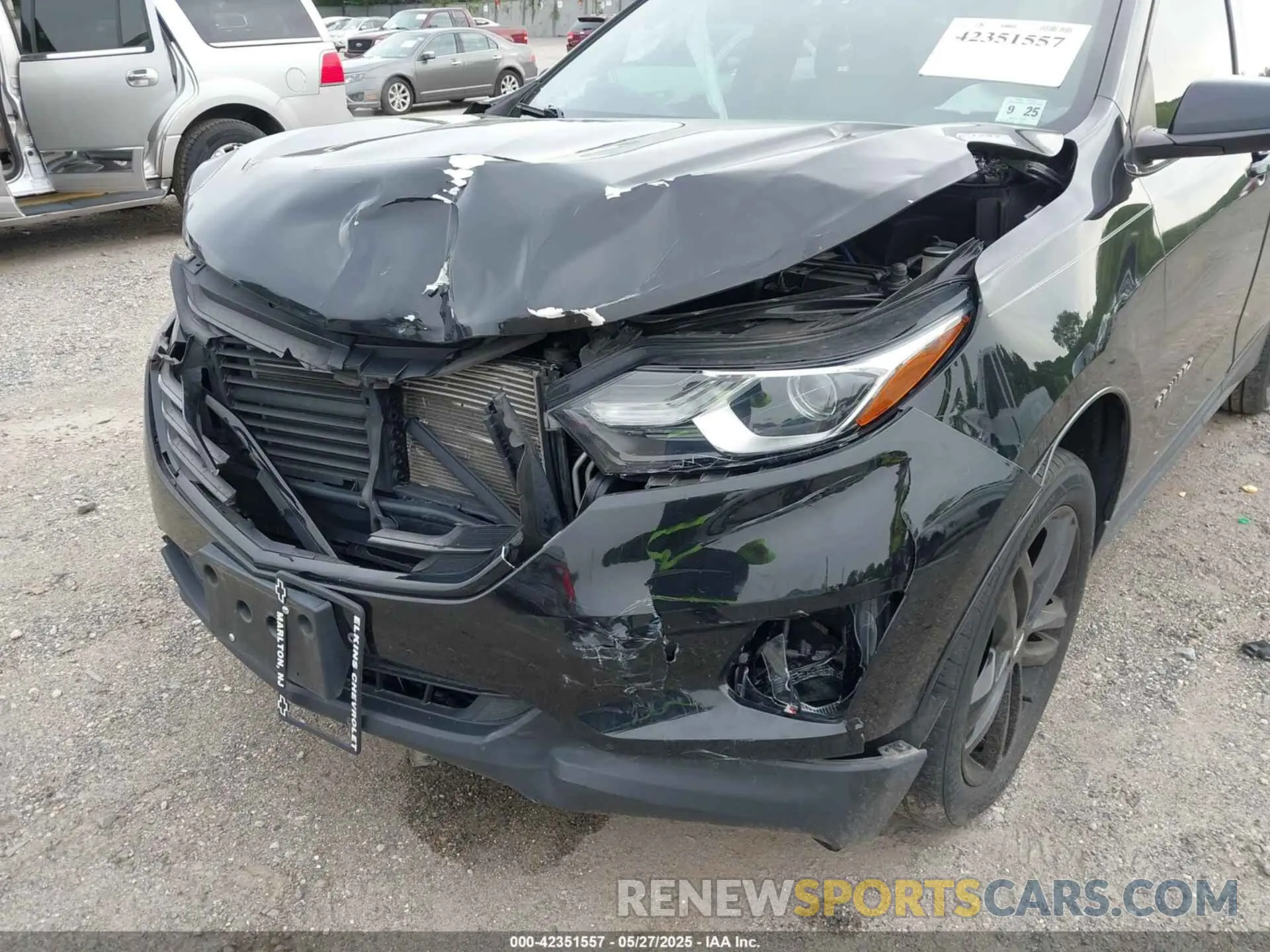 6 Photograph of a damaged car 2GNAXUEV0L6107063 CHEVROLET EQUINOX 2020