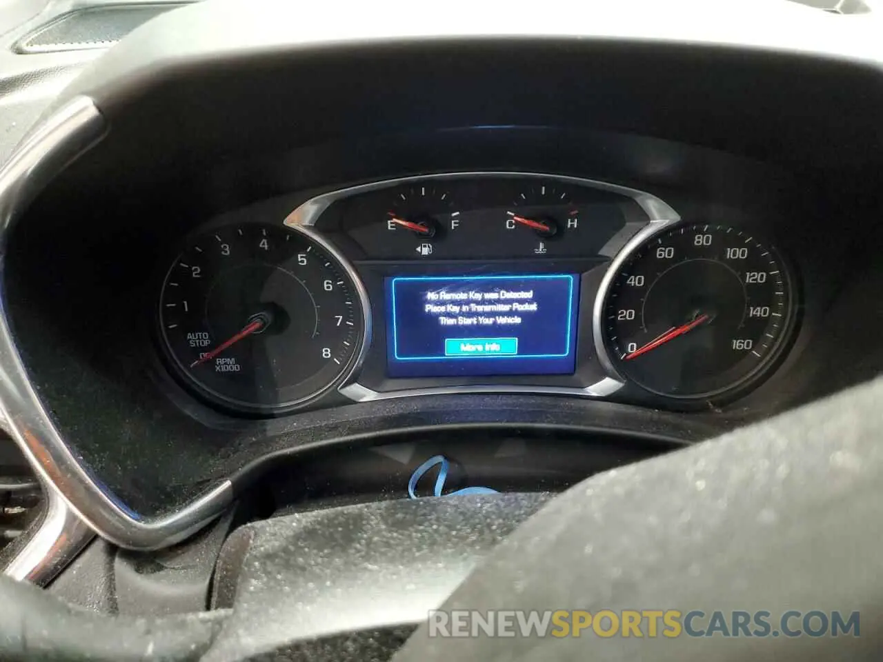 9 Photograph of a damaged car 2GNAXUEV0L6147157 CHEVROLET EQUINOX 2020