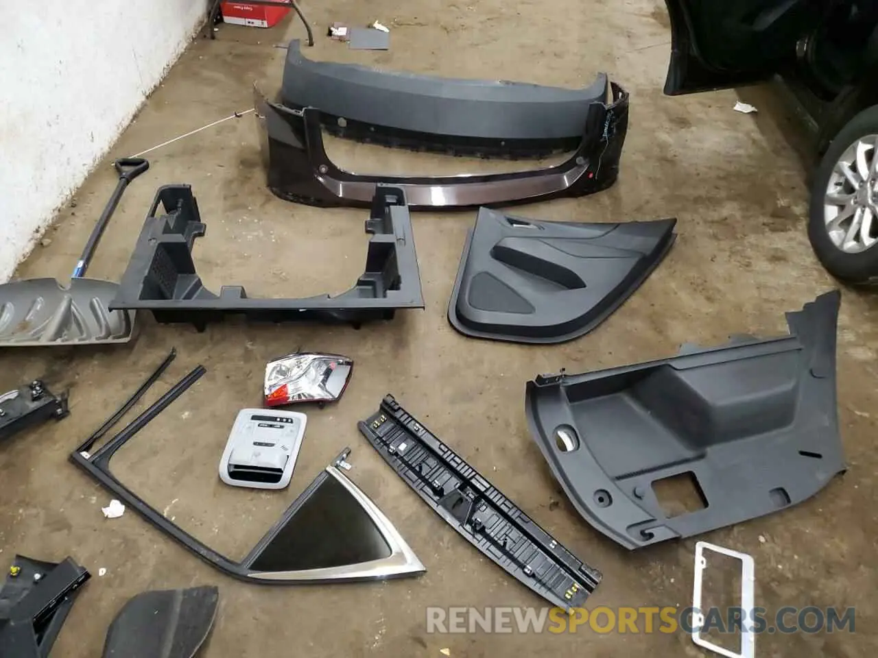 12 Photograph of a damaged car 2GNAXUEV0L6152651 CHEVROLET EQUINOX 2020