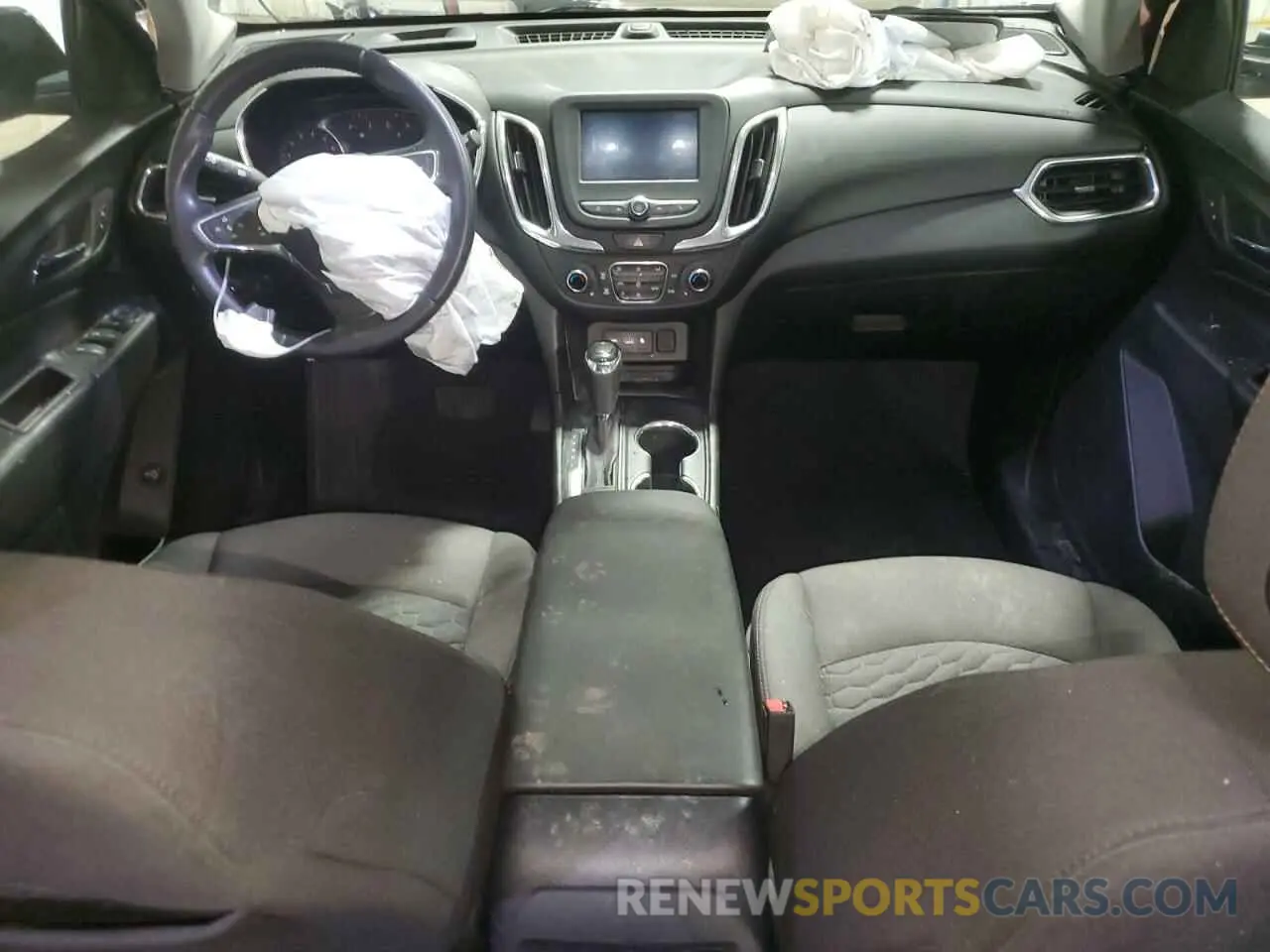 8 Photograph of a damaged car 2GNAXUEV0L6206093 CHEVROLET EQUINOX 2020