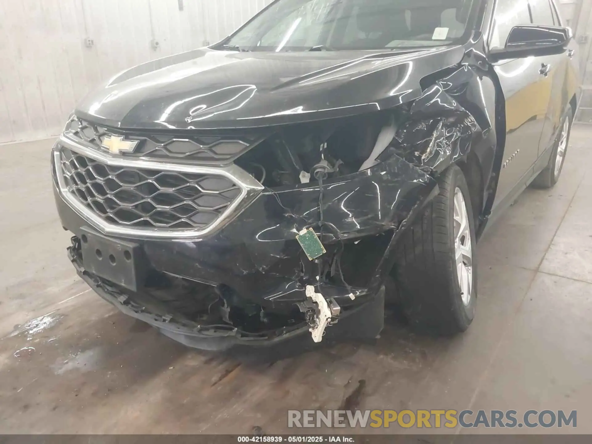 6 Photograph of a damaged car 2GNAXUEV1L6125703 CHEVROLET EQUINOX 2020