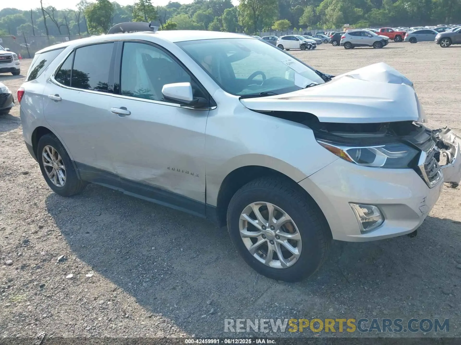 1 Photograph of a damaged car 2GNAXUEV1L6199297 CHEVROLET EQUINOX 2020