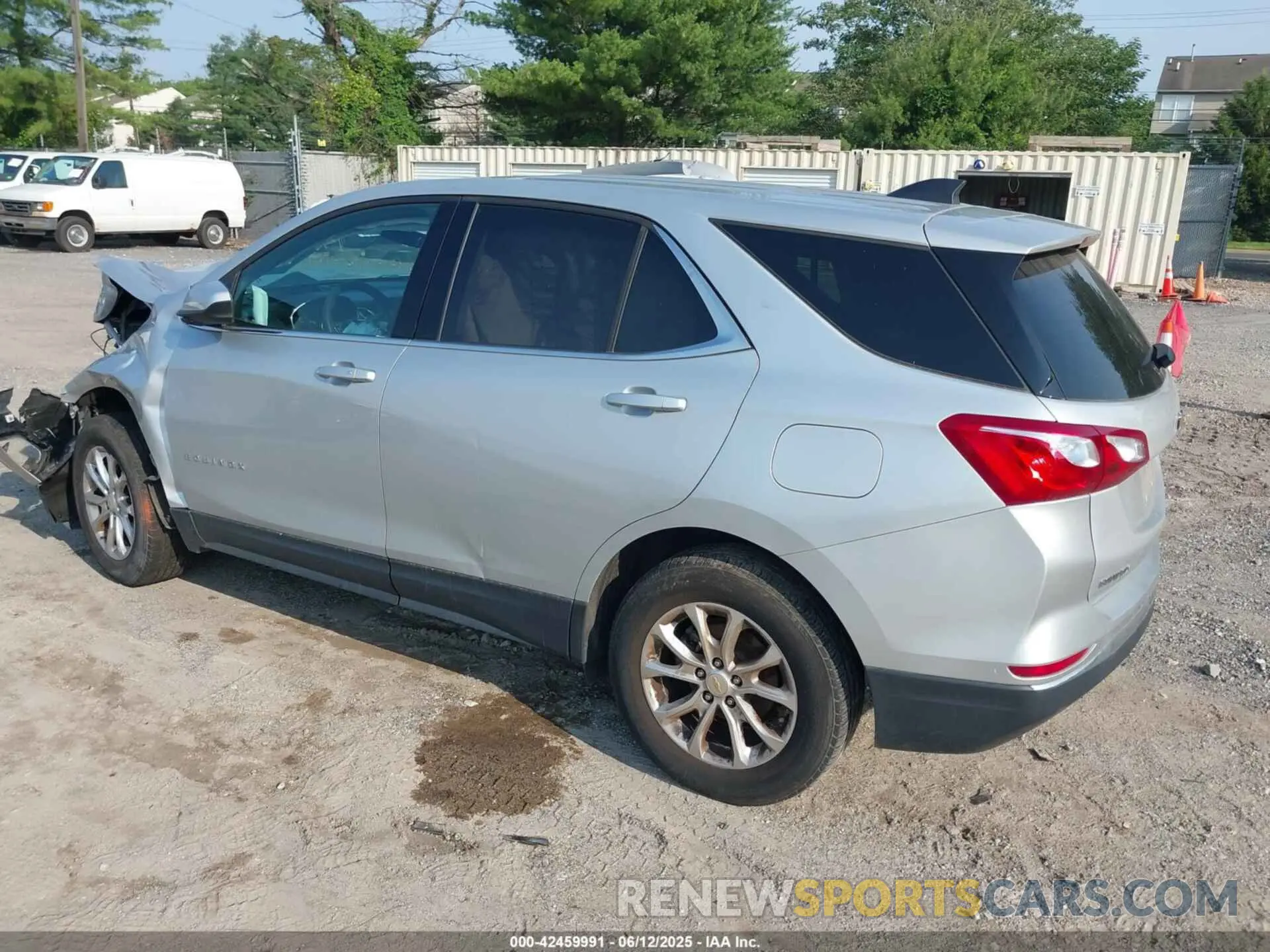 3 Photograph of a damaged car 2GNAXUEV1L6199297 CHEVROLET EQUINOX 2020
