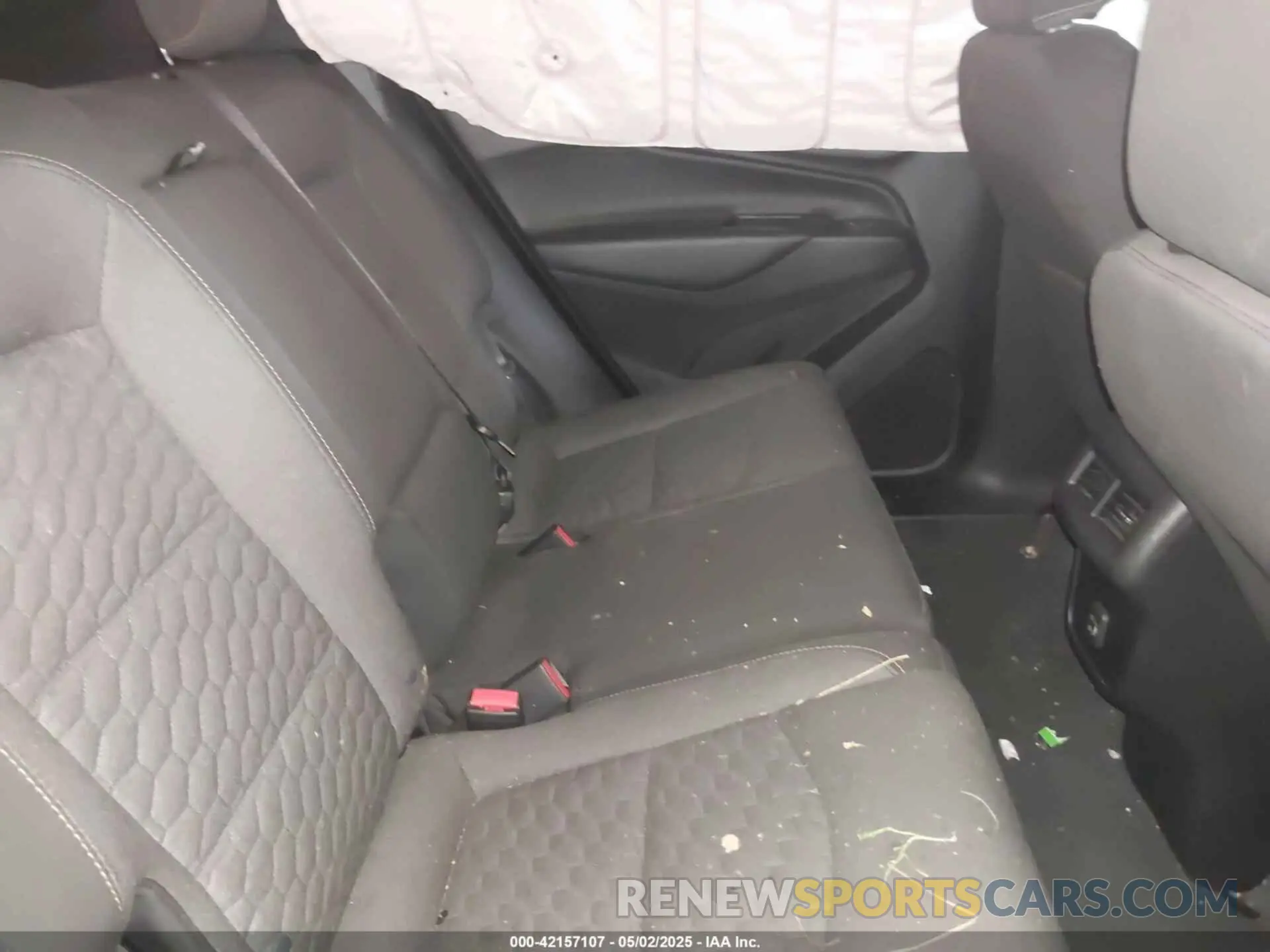 8 Photograph of a damaged car 2GNAXUEV1L6227311 CHEVROLET EQUINOX 2020